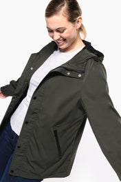 Chaqueta con Capucha Reciclada Unisex – Repelente al Agua | KNS600