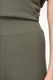 Damen Slim Fit Shorts aus Bio-Rippstoff – 260 g/m² | NS744