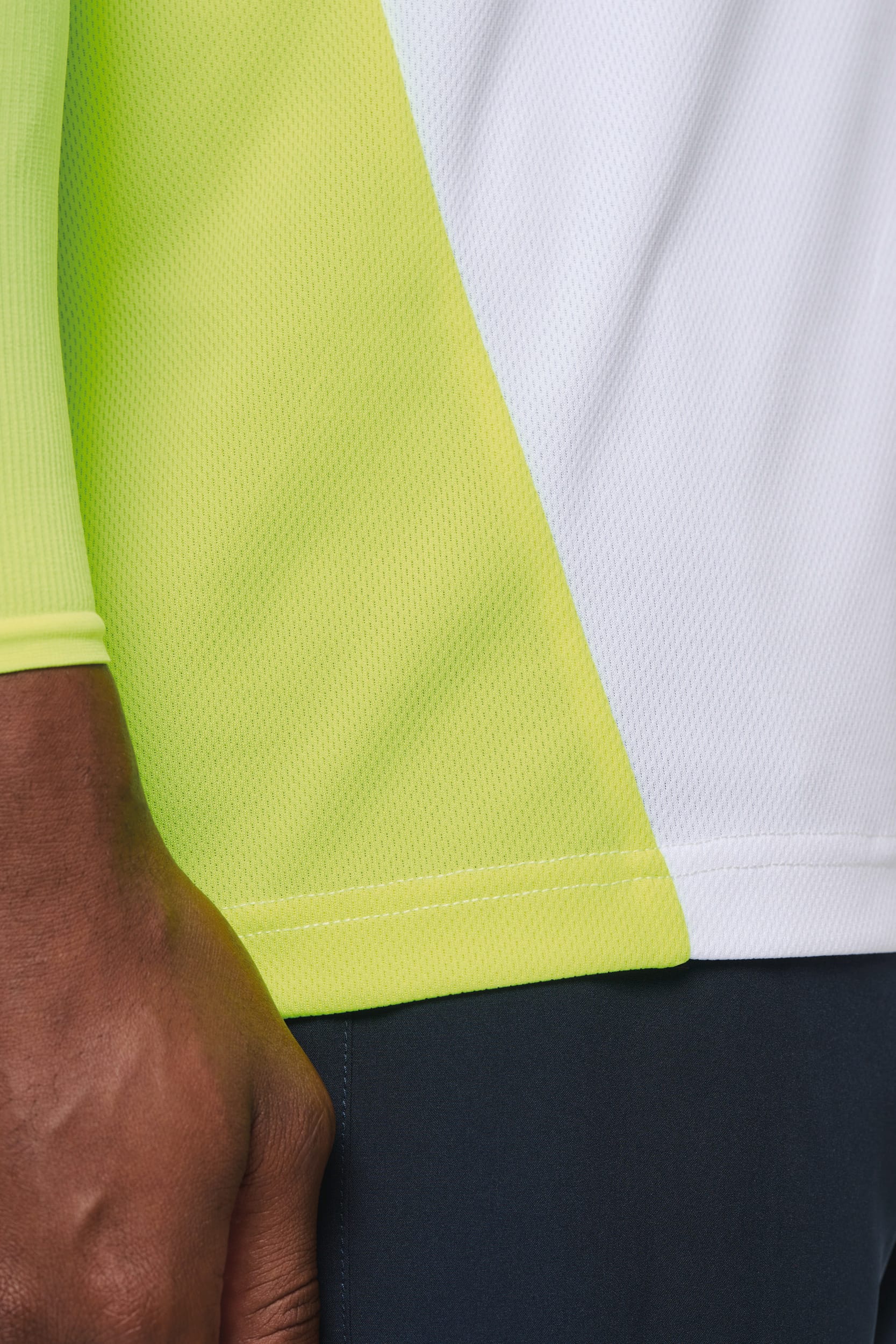 T-shirt de sport bicolore écologique pour homme – PA4014