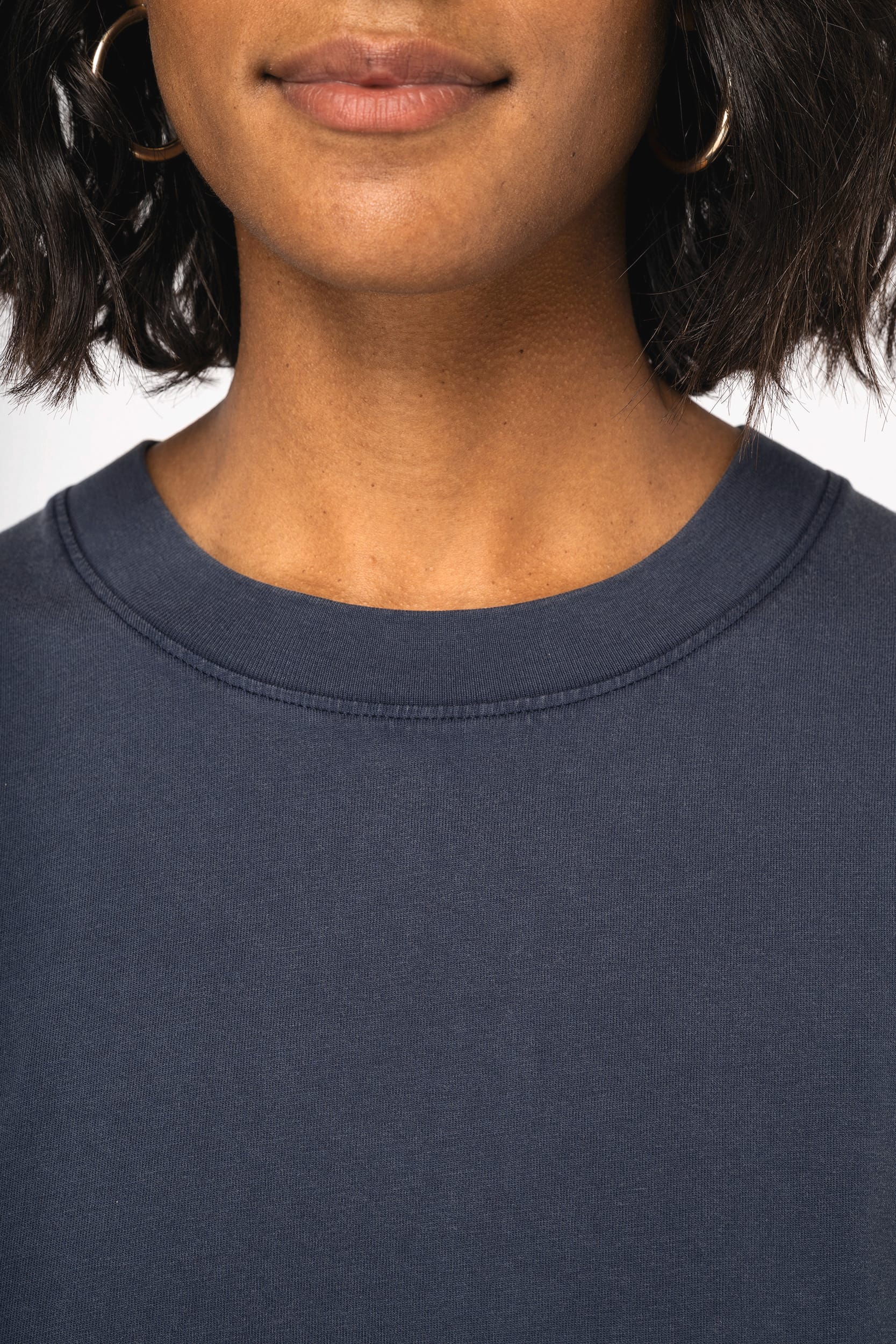 T-shirt en coton biologique lavé Oversized pour femmes – NS327