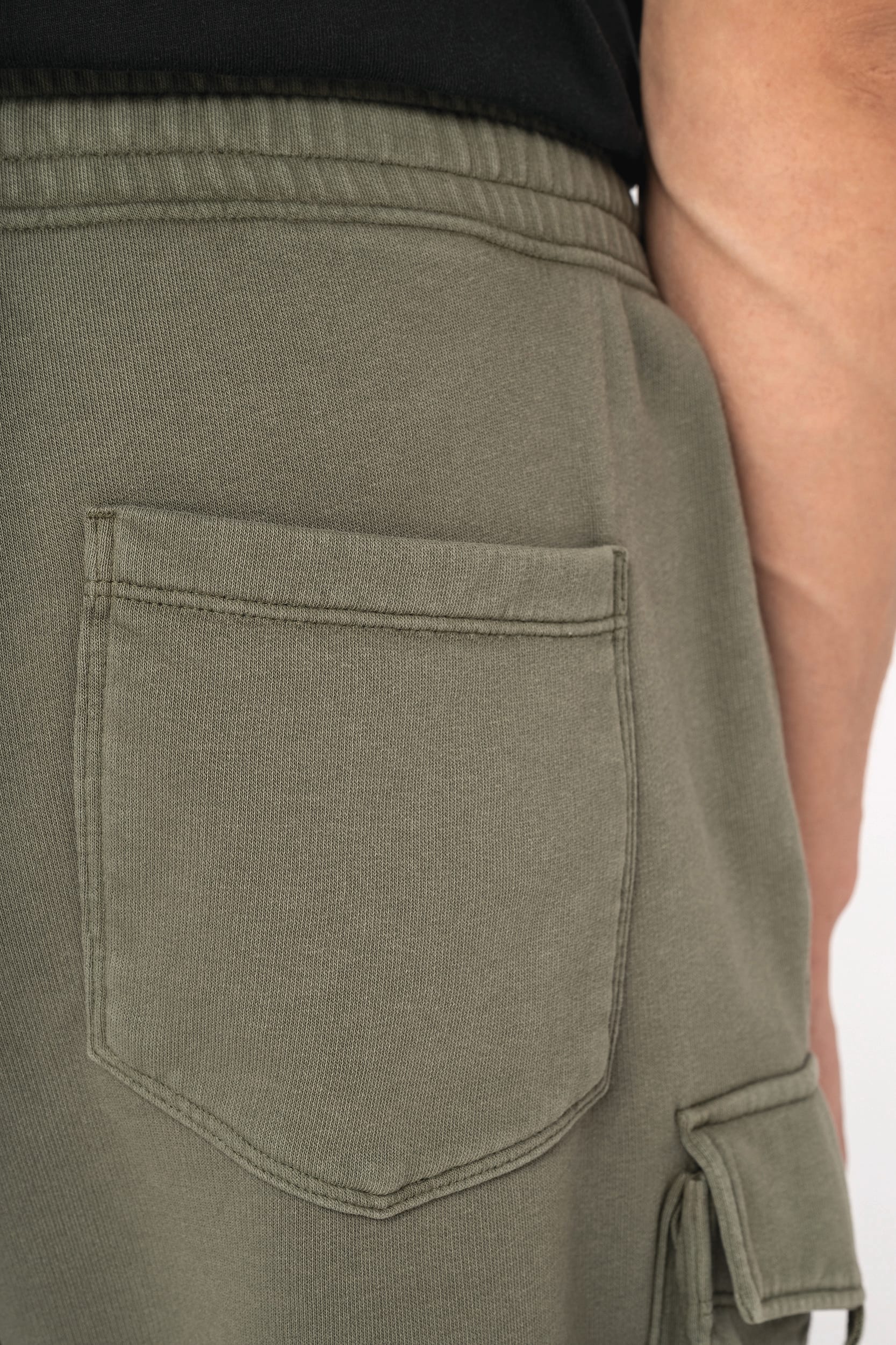 Native Spirit NS717 - Milieuvriendelijke heren cargo shorts van French Terry met gewassen effect