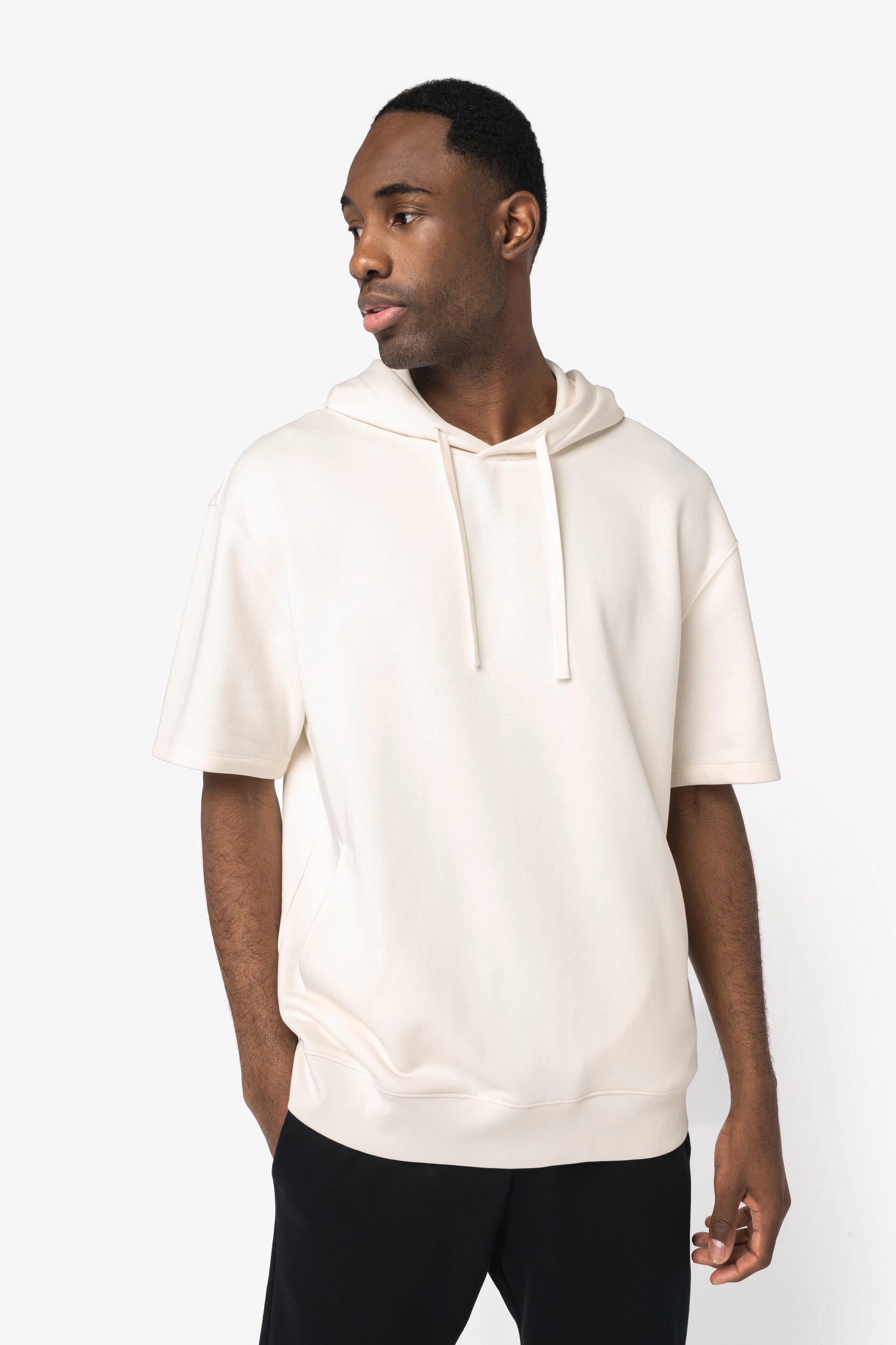 Unisex Kapuzenpullover mit kurzen Ärmeln aus Bio-Baumwolle – French Terry – 300 g/m² – NS406