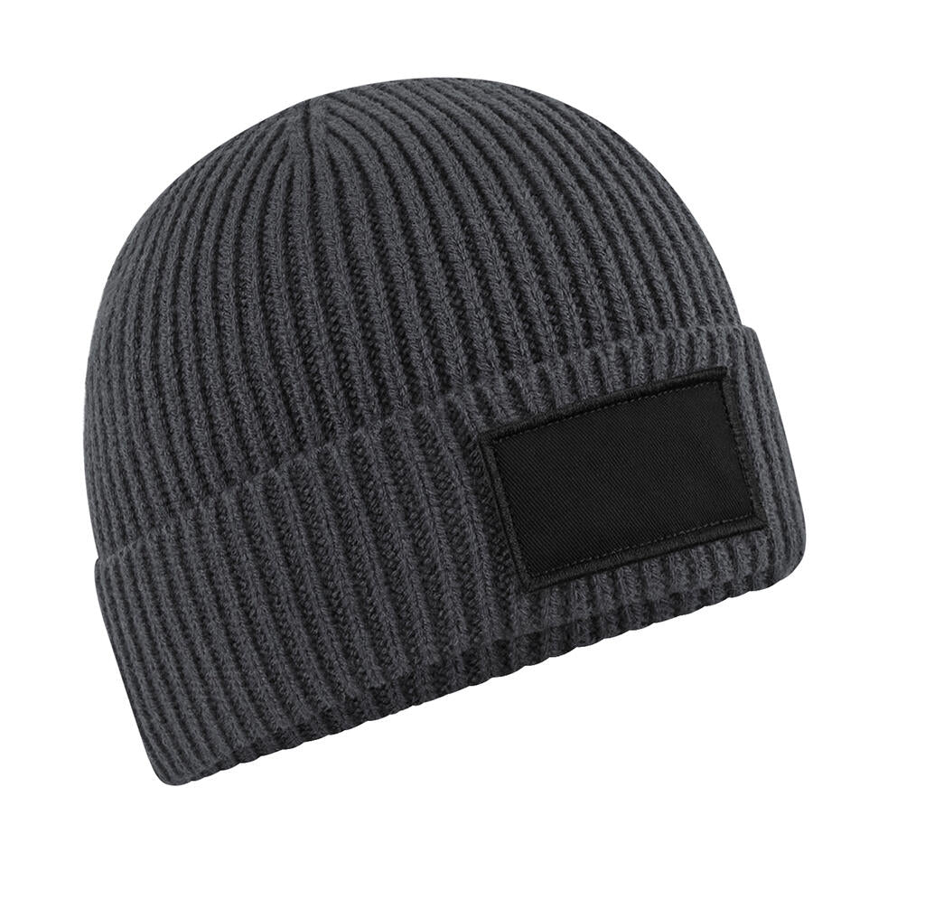 Fashion Patch Beanie - Gerippt, Recycelt & Anpassungsbereit | 98069
