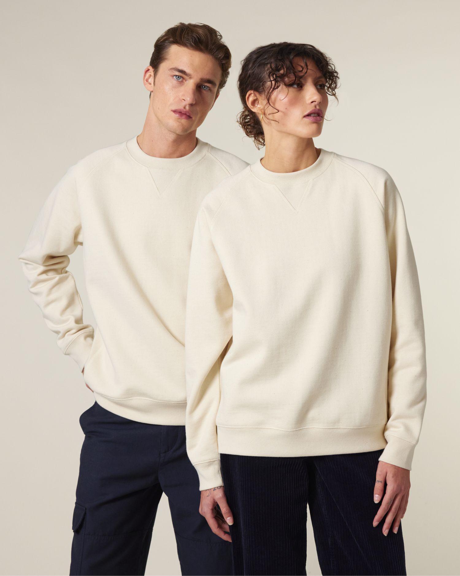 Unisex-Sweatshirt aus Bio-Baumwolle mit entspanntem Raglan-Schnitt - 400 GSM | Knoxer STSU201
