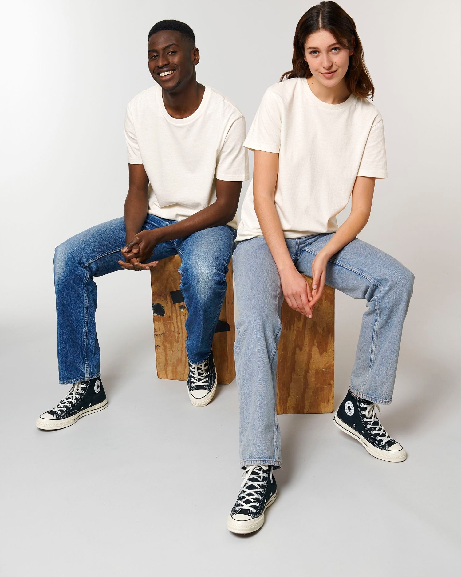 Unisex T-Shirt aus recycelter und Bio-Baumwolle - 180 g/m² | RE-Creator STTU787