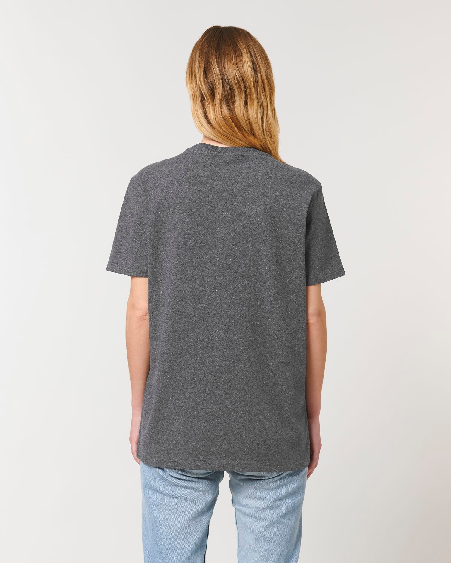 Unisex T-Shirt aus recycelter und Bio-Baumwolle - 180 g/m² | RE-Creator STTU787