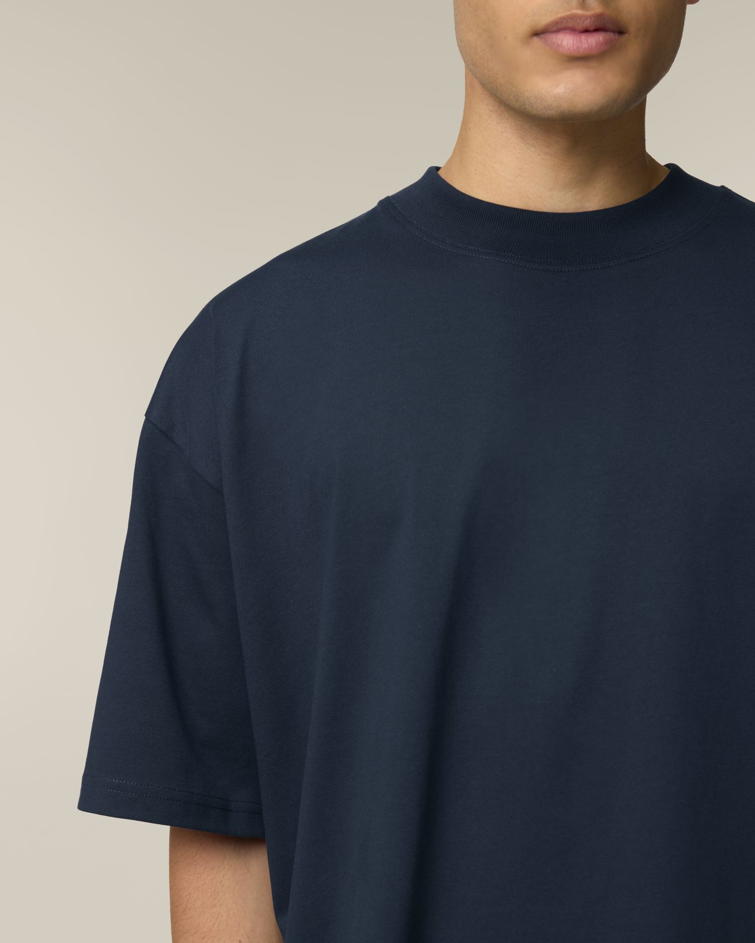 Unisex Oversized T-Shirt mit hohem Kragen - 200 GSM | Blaster 2.0 STTU959