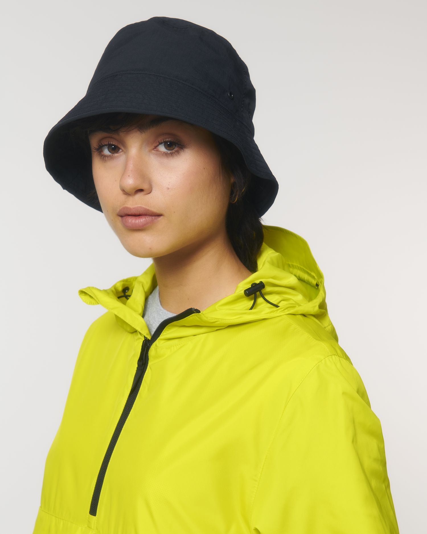 Chaqueta unisex sobre la cabeza para aventuras en todo tipo de clima | SPEEDER STJU834