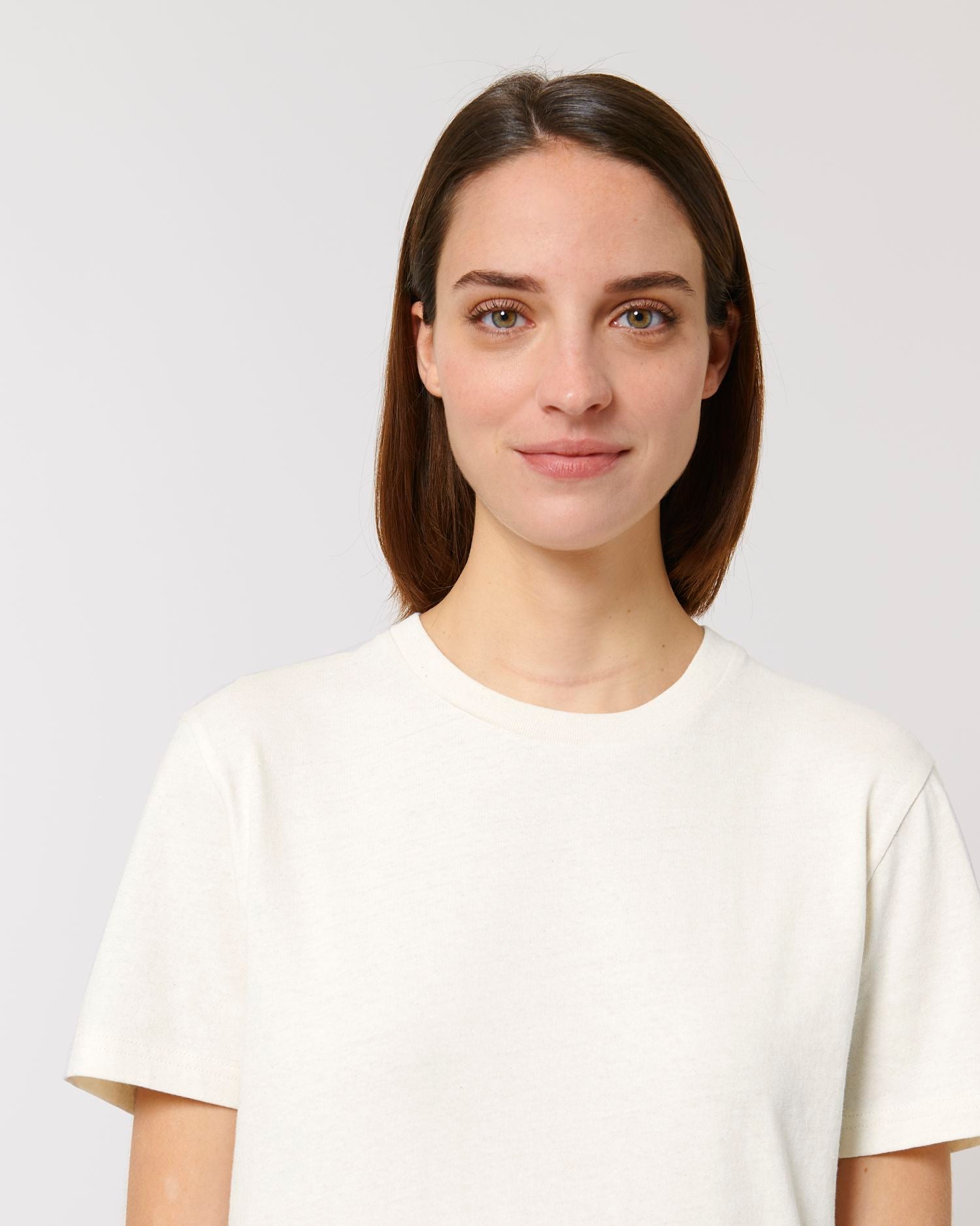 Unisex T-Shirt aus recycelter und Bio-Baumwolle - 180 g/m² | RE-Creator STTU787