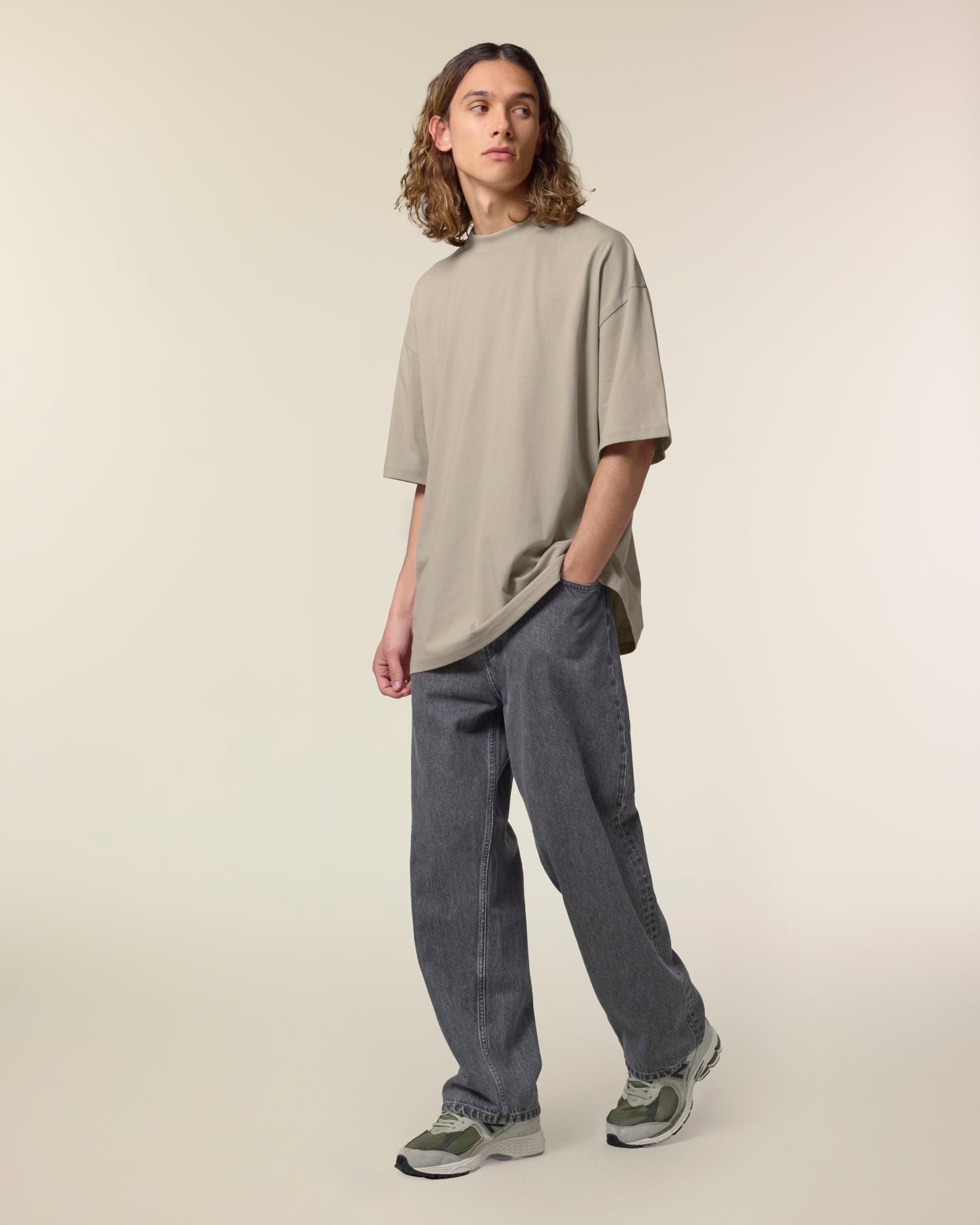 Unisex Oversized T-Shirt mit hohem Kragen - 200 GSM | Blaster 2.0 STTU959