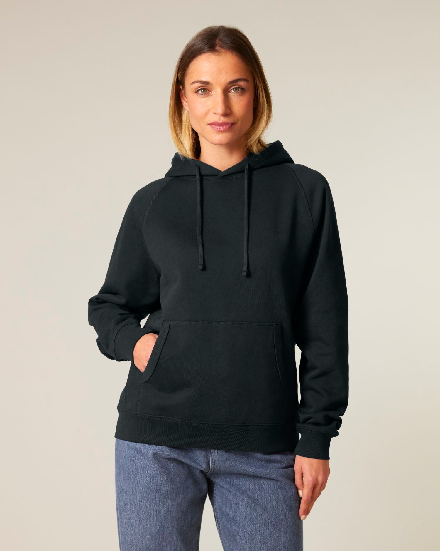 Unisex-Hoodie aus Bio-Baumwolle im entspannten Raglan-Stil - 400 GSM | Striker STSU202