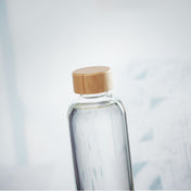 Bouteille en verre 650ml Couvercle en bambou | FRISIAN - MO6426