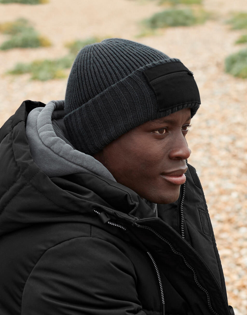 Zip Patch Beanie - Gerecycled & Aanpasbaar | tienduizend tweehonderdnegenenzestig