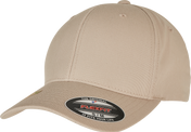 Curved Peak Cap in Recycled Polyester and Elastane | FL6277RP