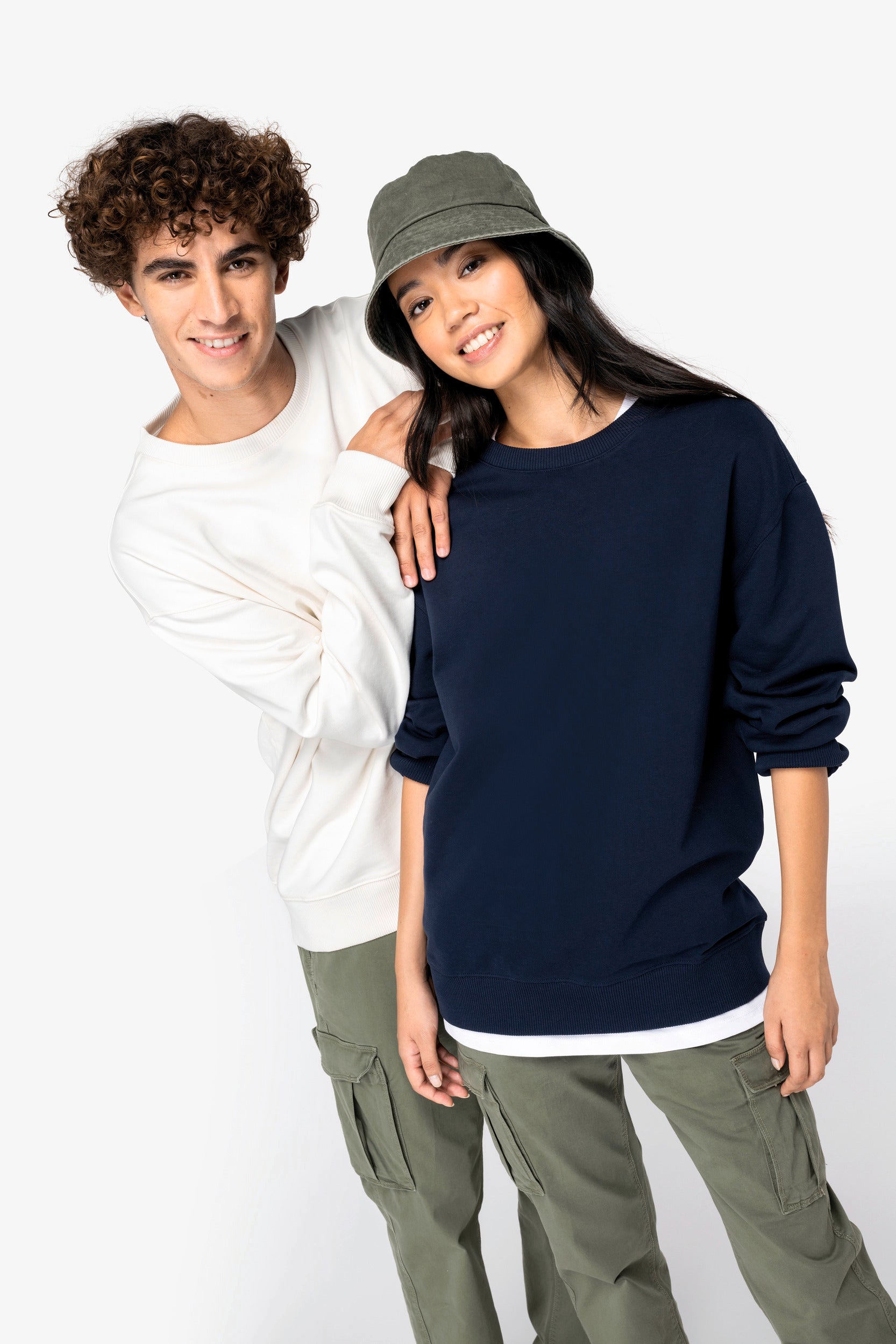 Sudadera unisex de felpa francesa ecológica con hombros caídos y cuello redondo - 400 g/m² - NS430