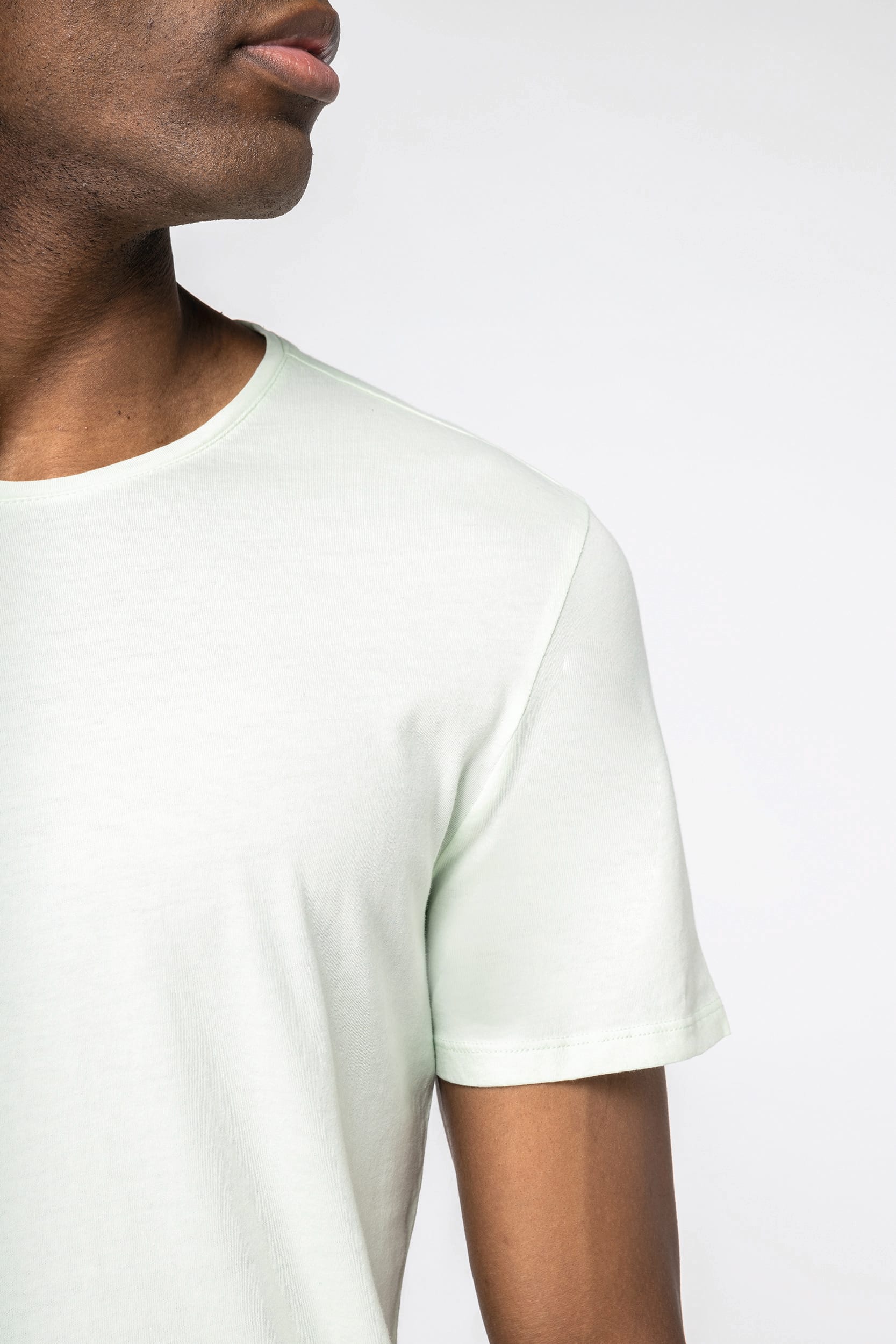 Unisex T-Shirt mit gewaschenem Effekt aus Bio-Baumwolle - 130 g/m² - NS337