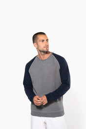 Sweat-shirt à manches raglan bicolore en coton biologique pour homme - K491