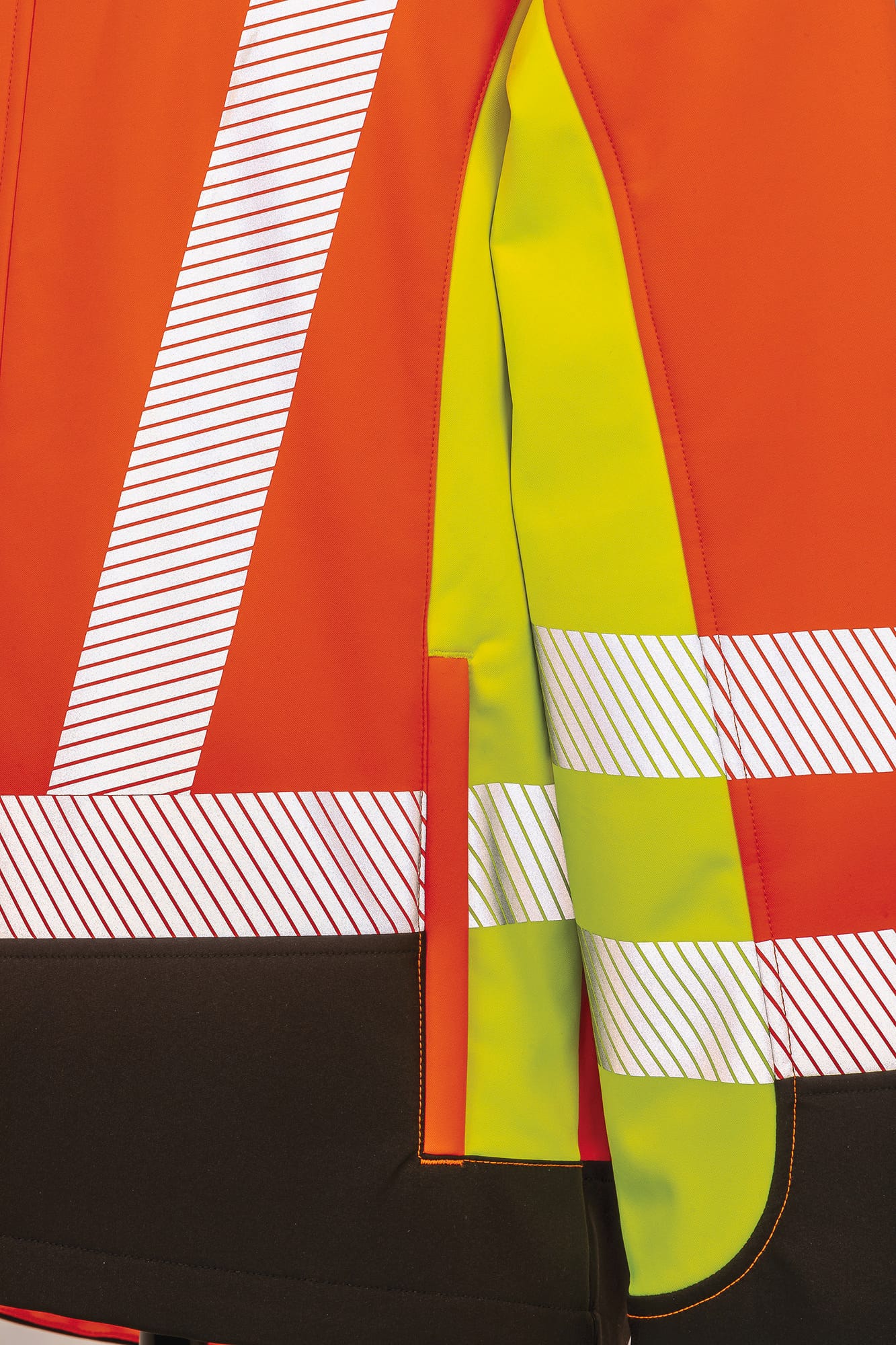 Chaqueta de seguridad softshell de alta visibilidad y 3 capas de poliéster reciclado | R506X