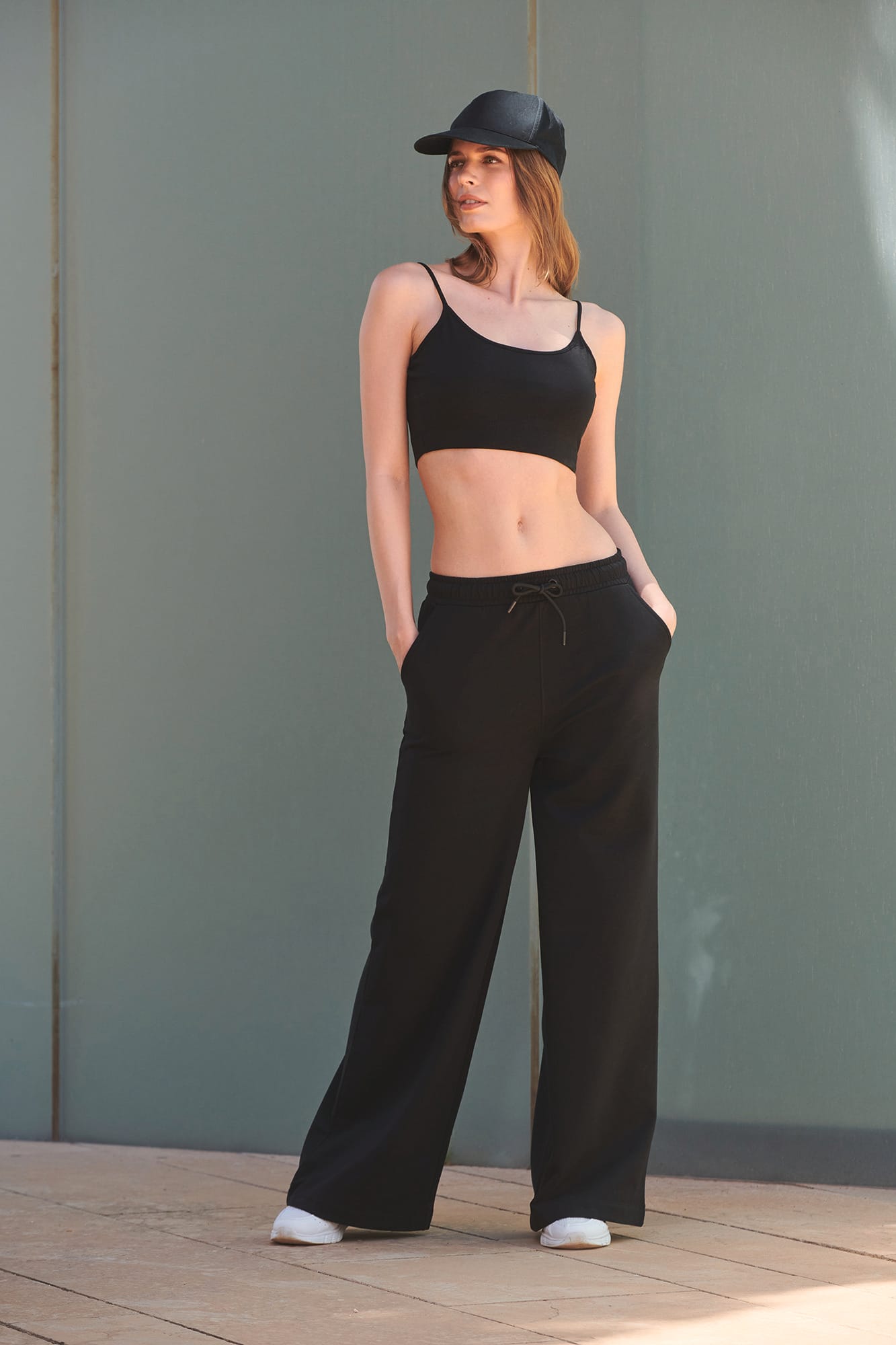 Pantalón de jogging de pernera ancha para mujer de algodón regenerado | SK431