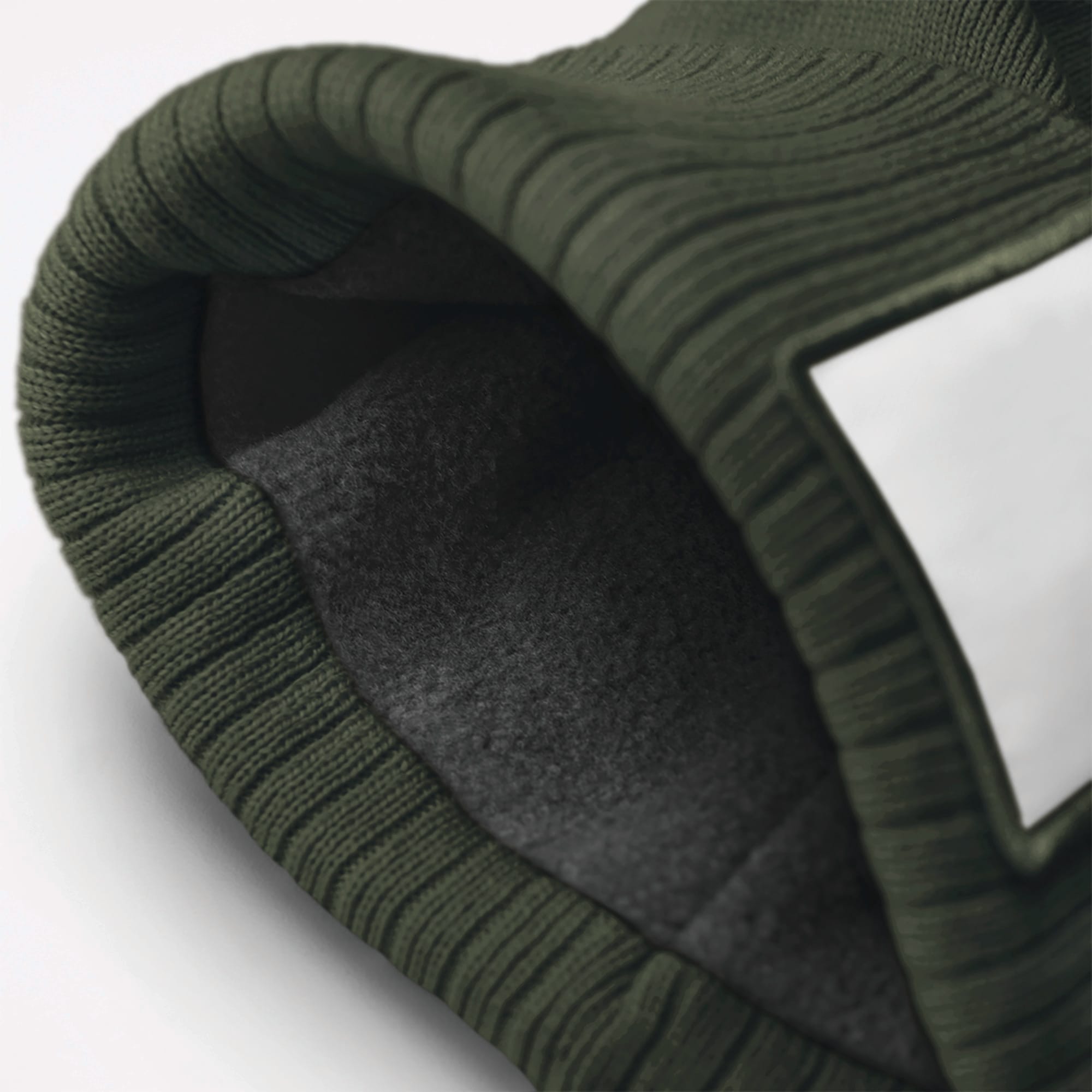 Microfleece Lined Beanie with Appliqué Patch in Recycled Polyester | B337R