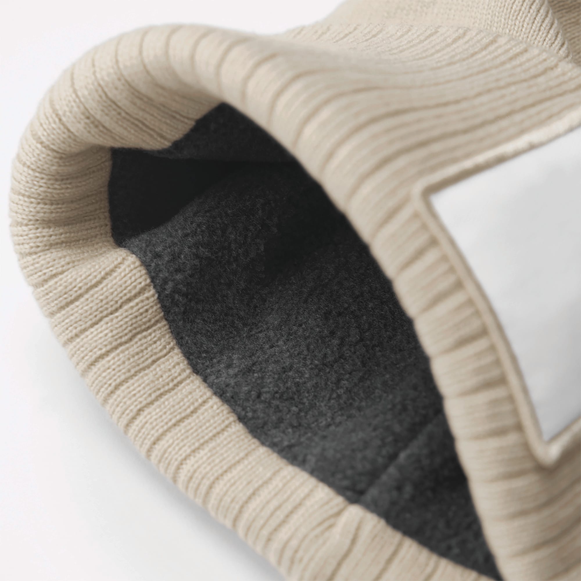 Microfleece Lined Beanie with Appliqué Patch in Recycled Polyester | B337R