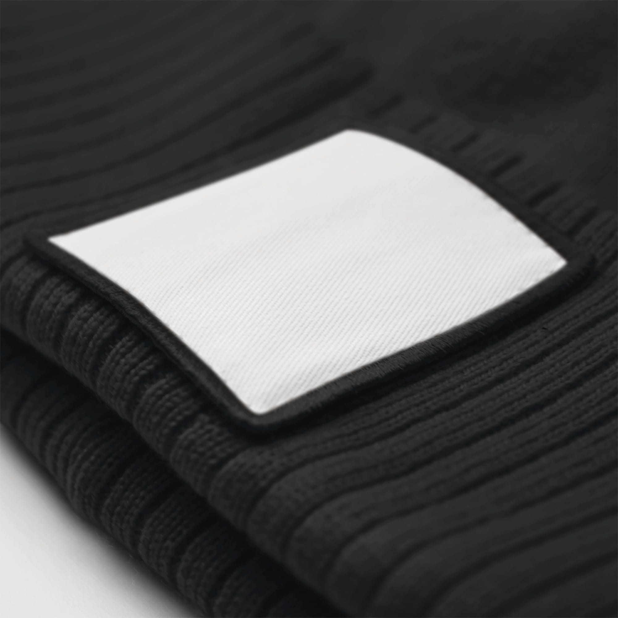 Microfleece Lined Beanie with Appliqué Patch in Recycled Polyester | B337R