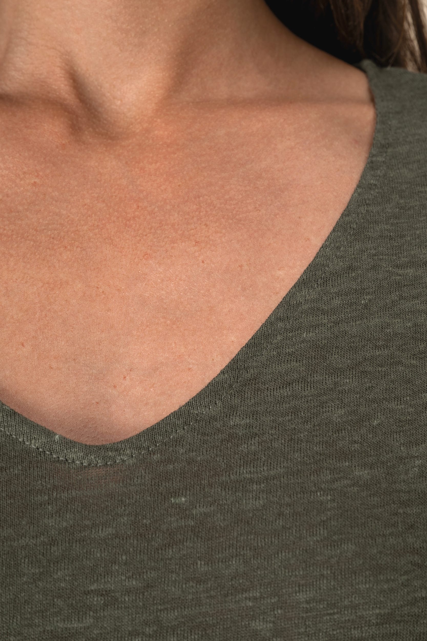 Spasso SP321 - Ladies' V-neck Linen T-shirt