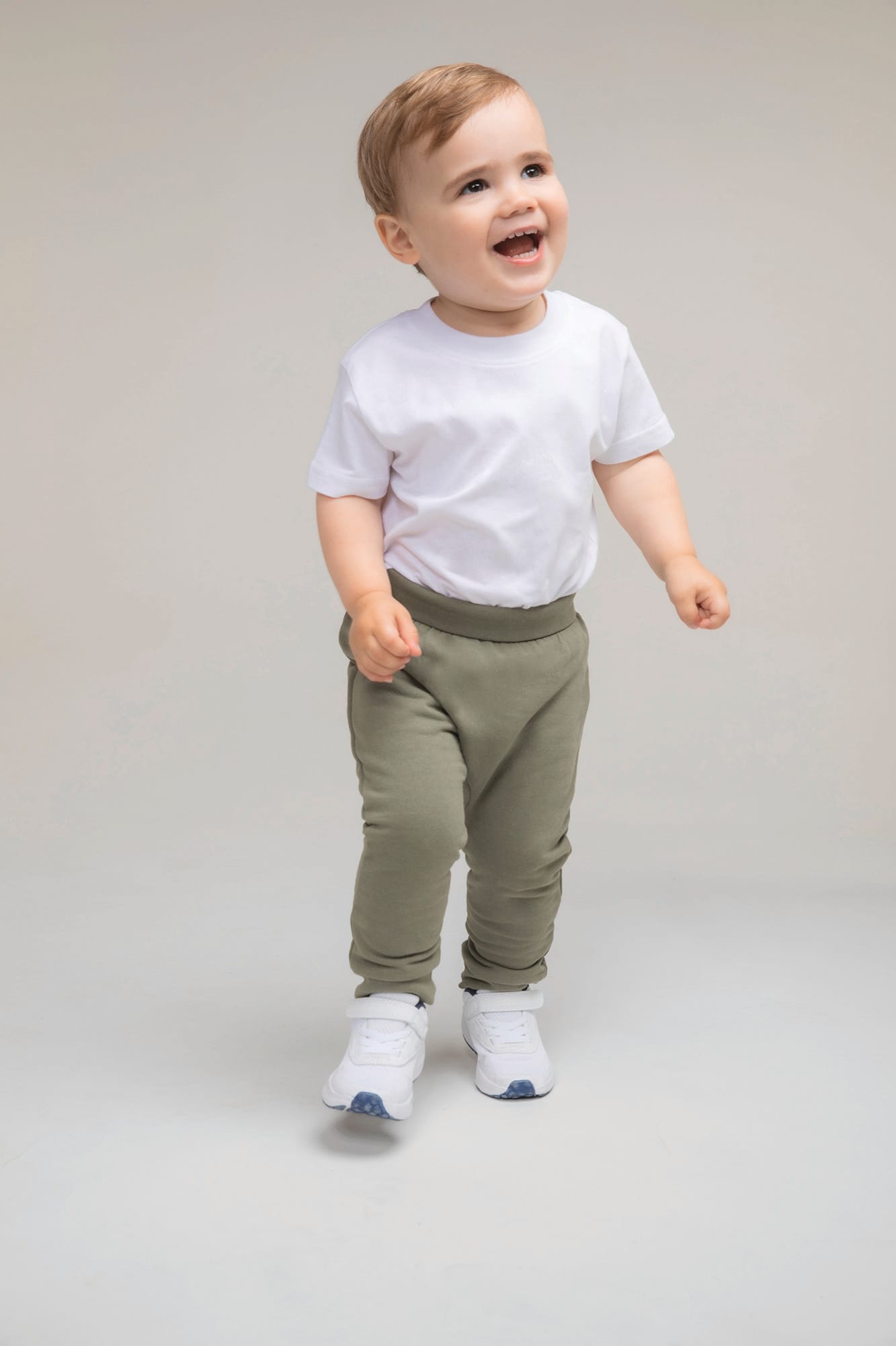 Pantalones de chándal infantiles de algodón regenerado y poliéster reciclado | LW850