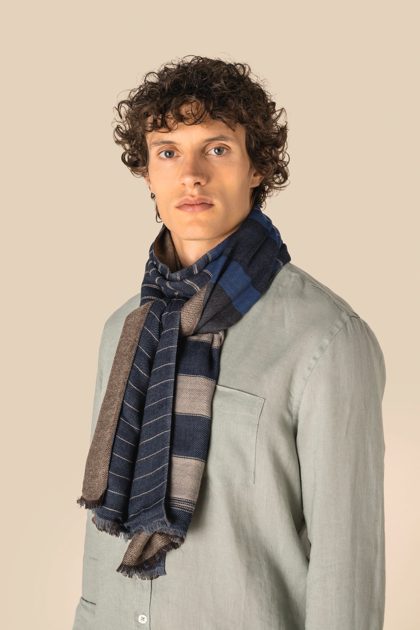 Spasso SP142 - Unisex Reversible Scarf