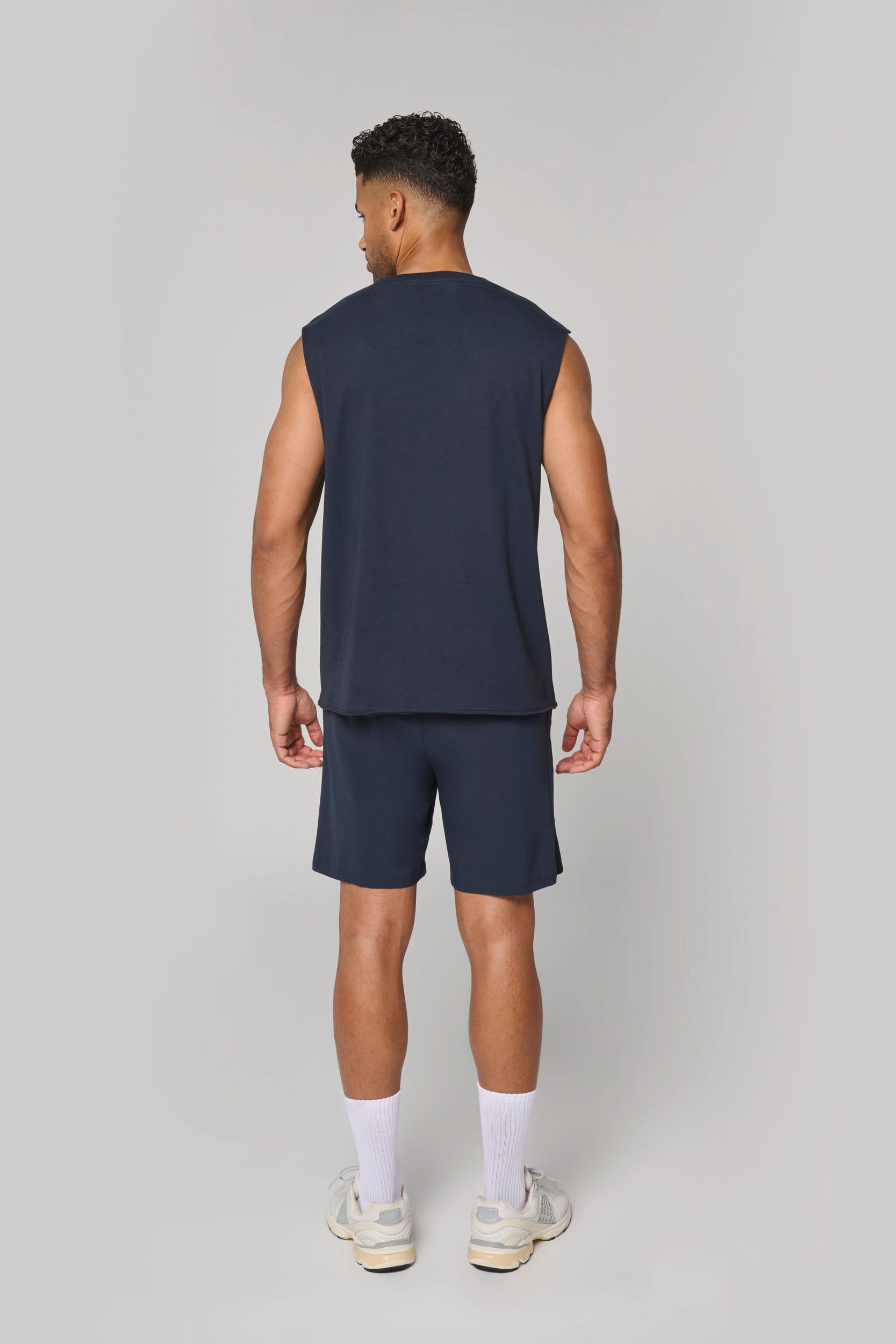 Short de sport 2-en-1 recyclé pour homme – 85 g/m² | PA1032