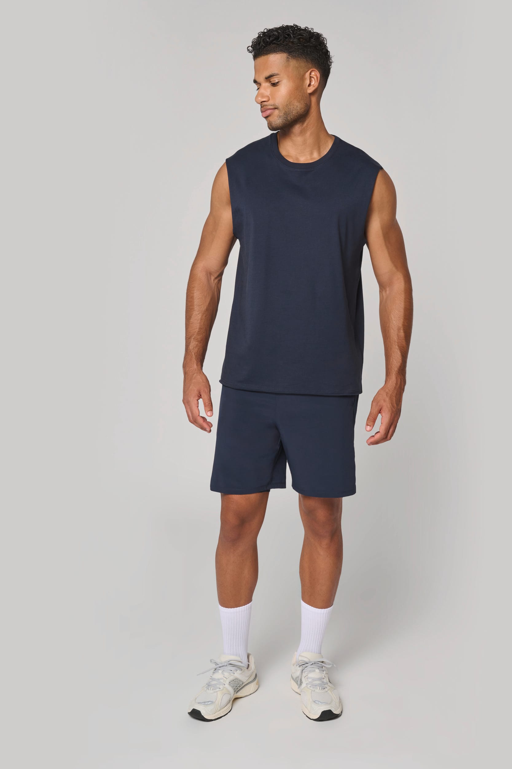 Short de sport 2-en-1 recyclé pour homme – 85 g/m² | PA1032