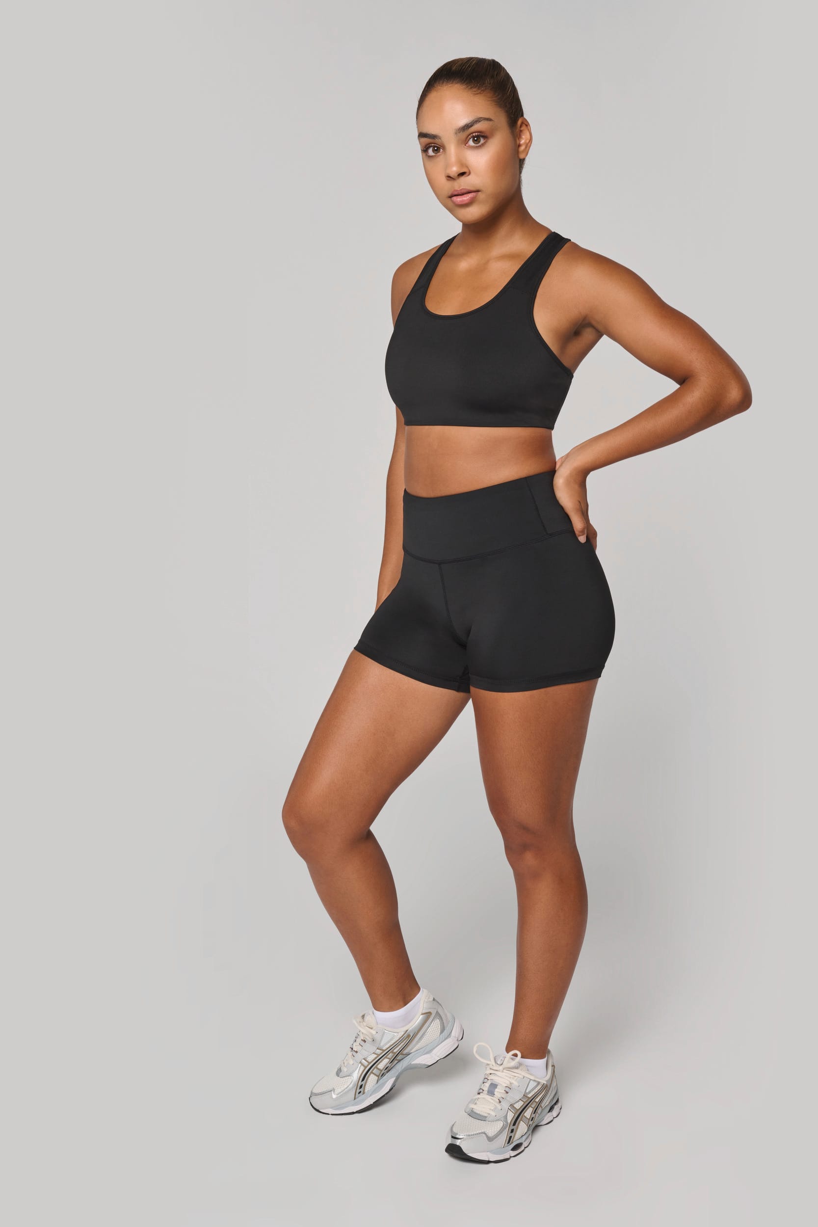 Reggiseno sportivo da donna con dorso a vogatore in poliestere riciclato | PA096
