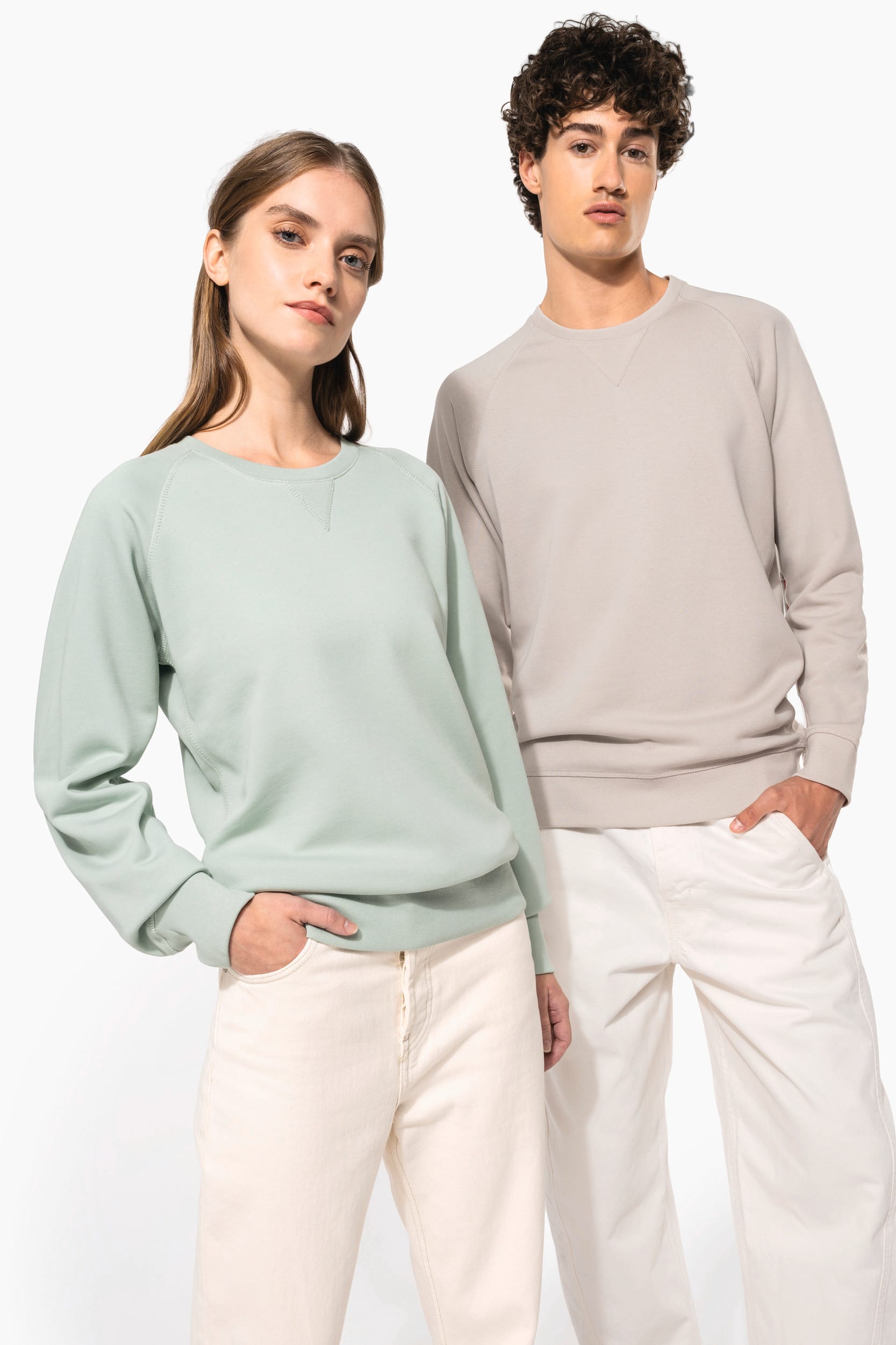 Sweat-shirt à manches raglan et col rond en coton biologique pour femmes - K481