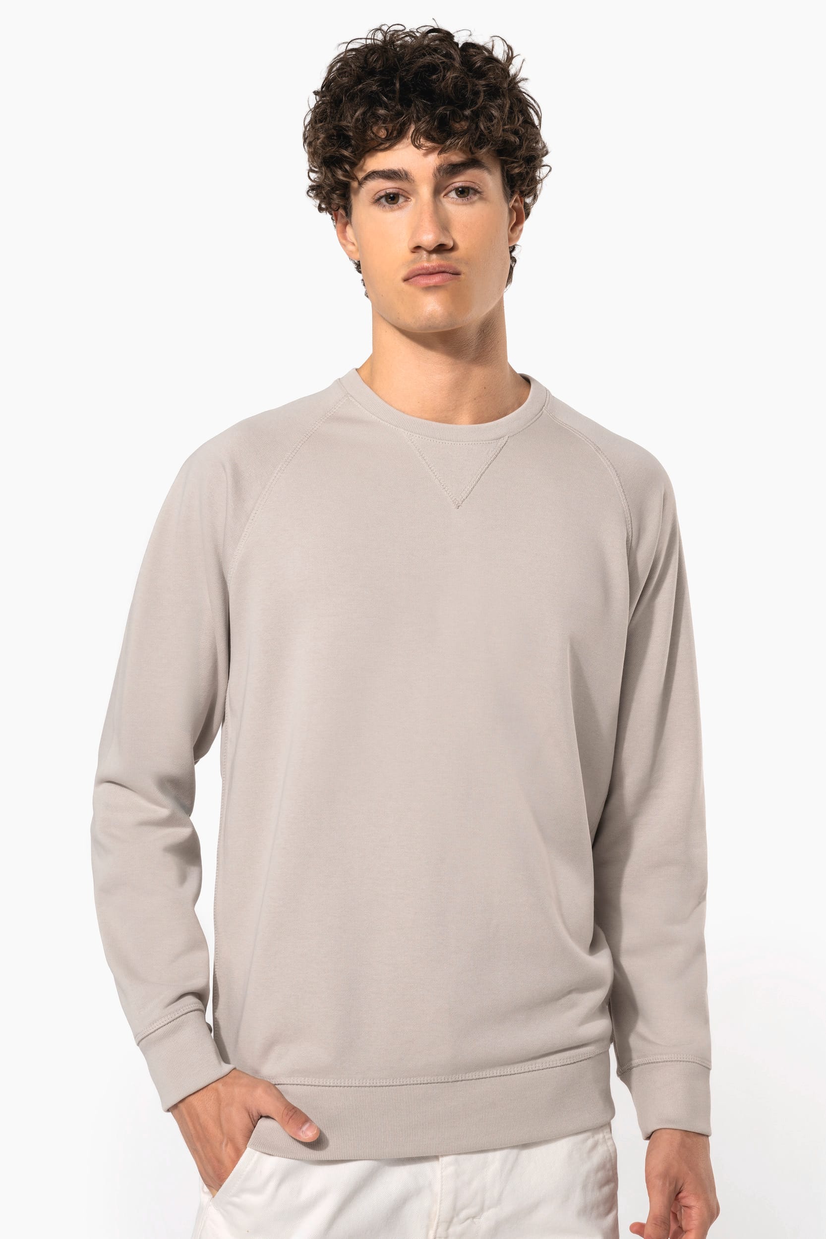 Sweatshirt à manches raglan et col rond en coton biologique pour homme - K480