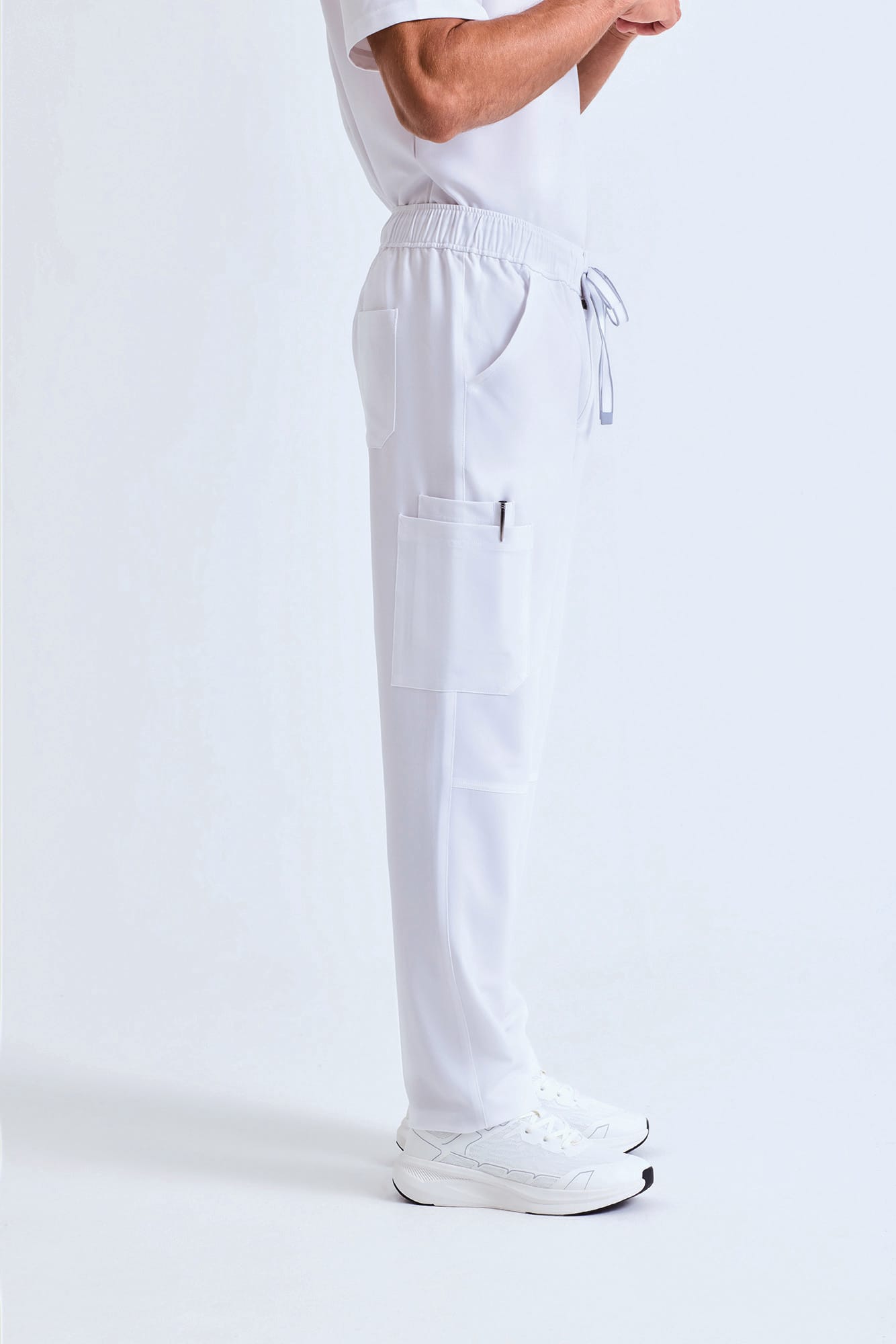 Pantalones cargo elásticos para hombre en mezcla de poliéster reciclado | NN500