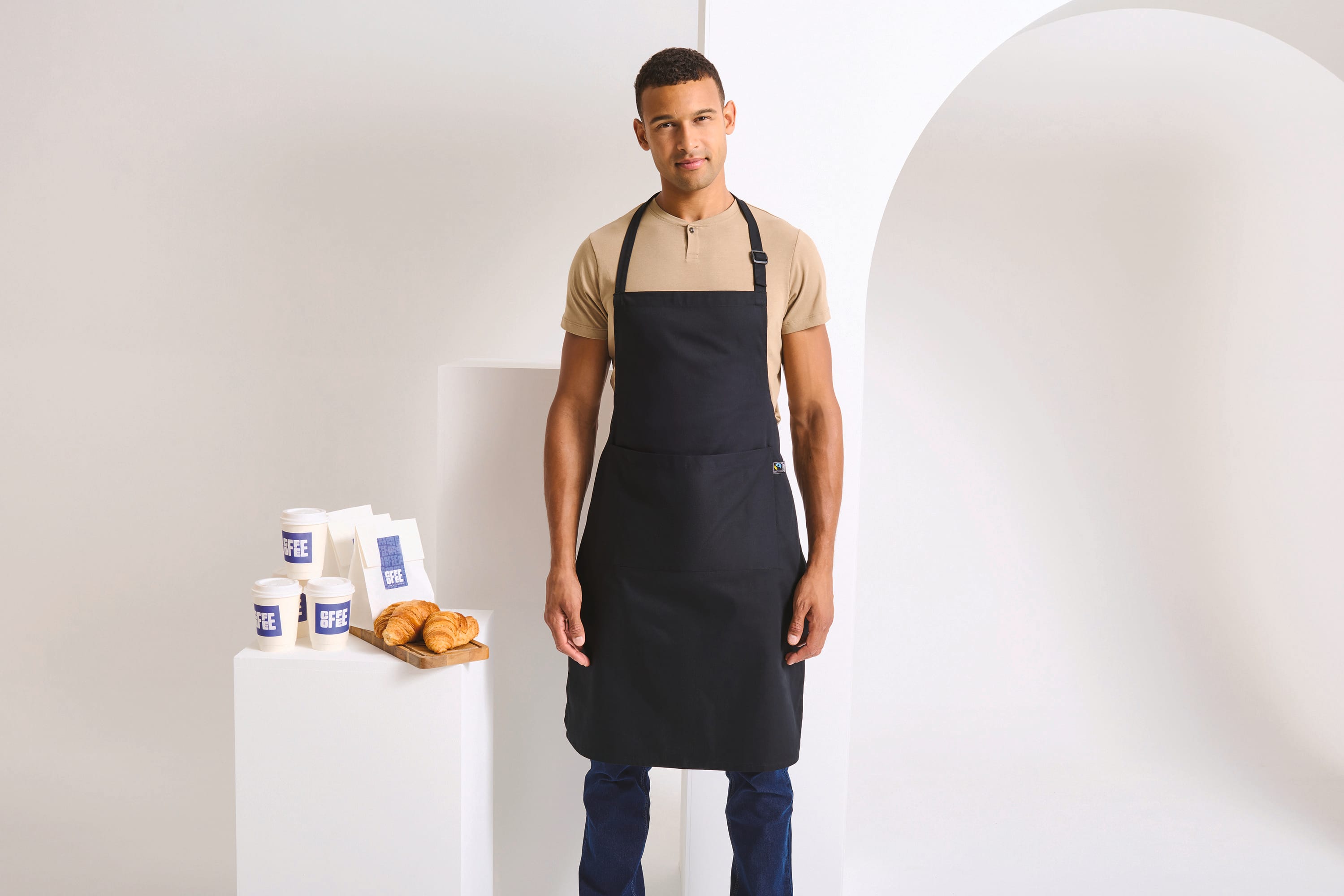 Fairtrade Cotton Apron with Chest Pocket – 200 g/m² | PR112