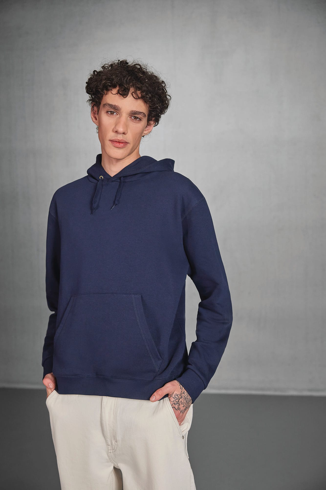 Hooded Sweatshirt with Kangaroo Pocket | CGWU620
