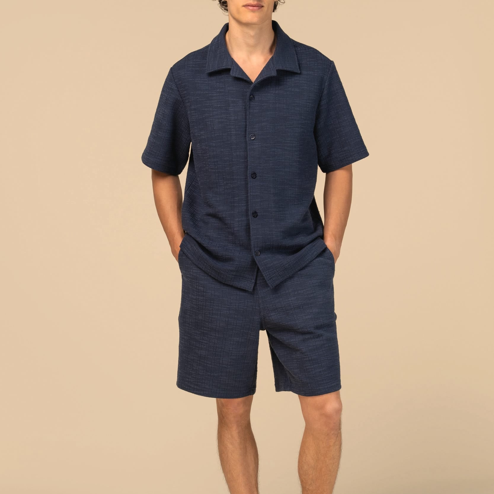 Men's Textured Short-Sleeve Shirt SP530