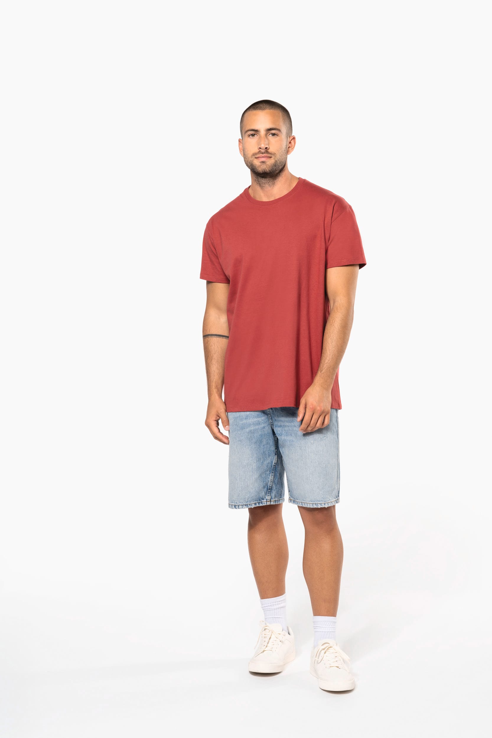 T-shirt da uomo con vestibilità dritta e girocollo in cotone biologico | K3032ORG