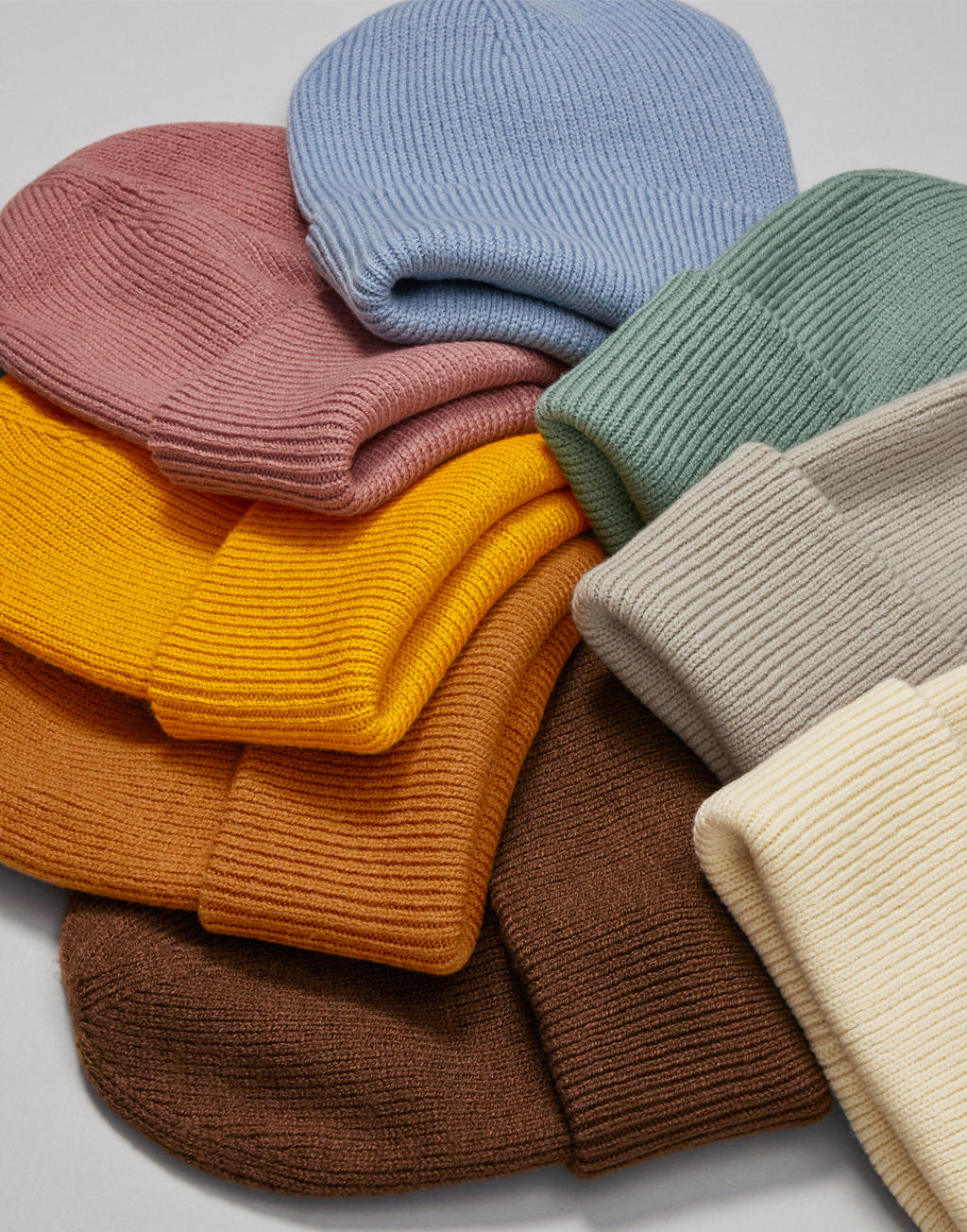 Classic Engineered Cuffed Beanie – Recycled Yarn | B385R