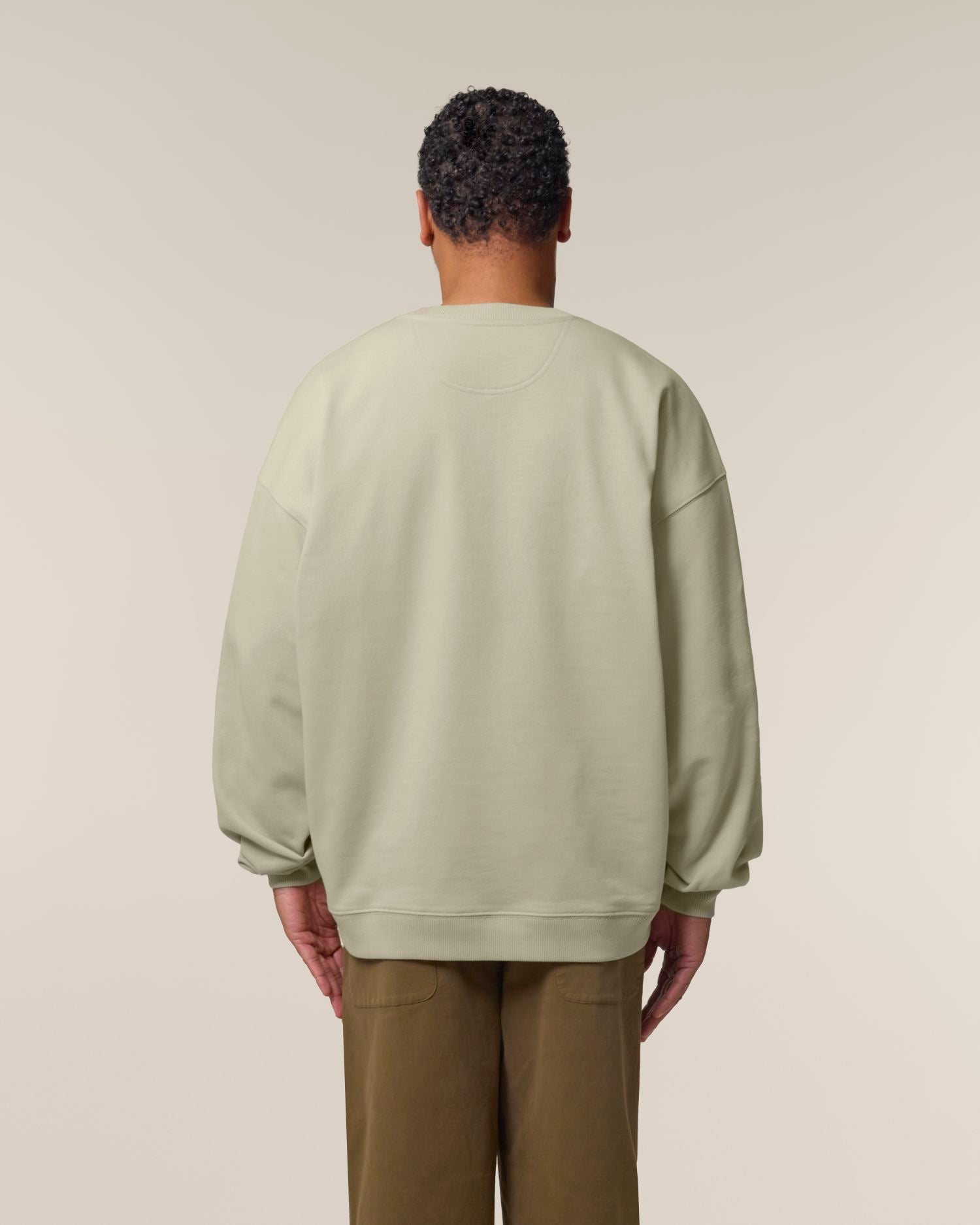 Sudadera unisex de algodón orgánico con cuello redondo y talla grande - 350 GSM | Radder 2.0 STSU208