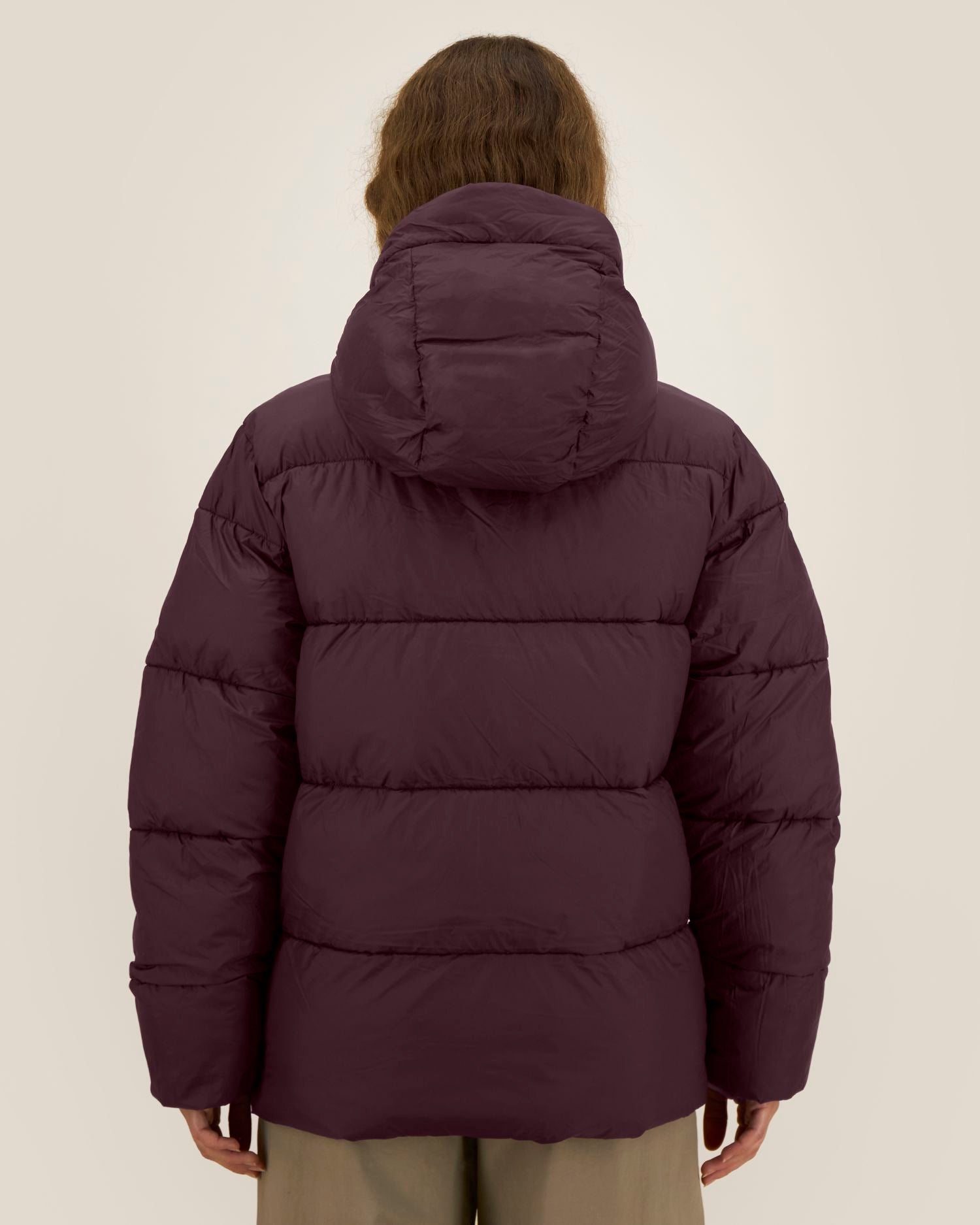 Unisex-Pufferjacke mit Kapuze aus recyceltem Nylon | Puffer 2.0 - STJU292