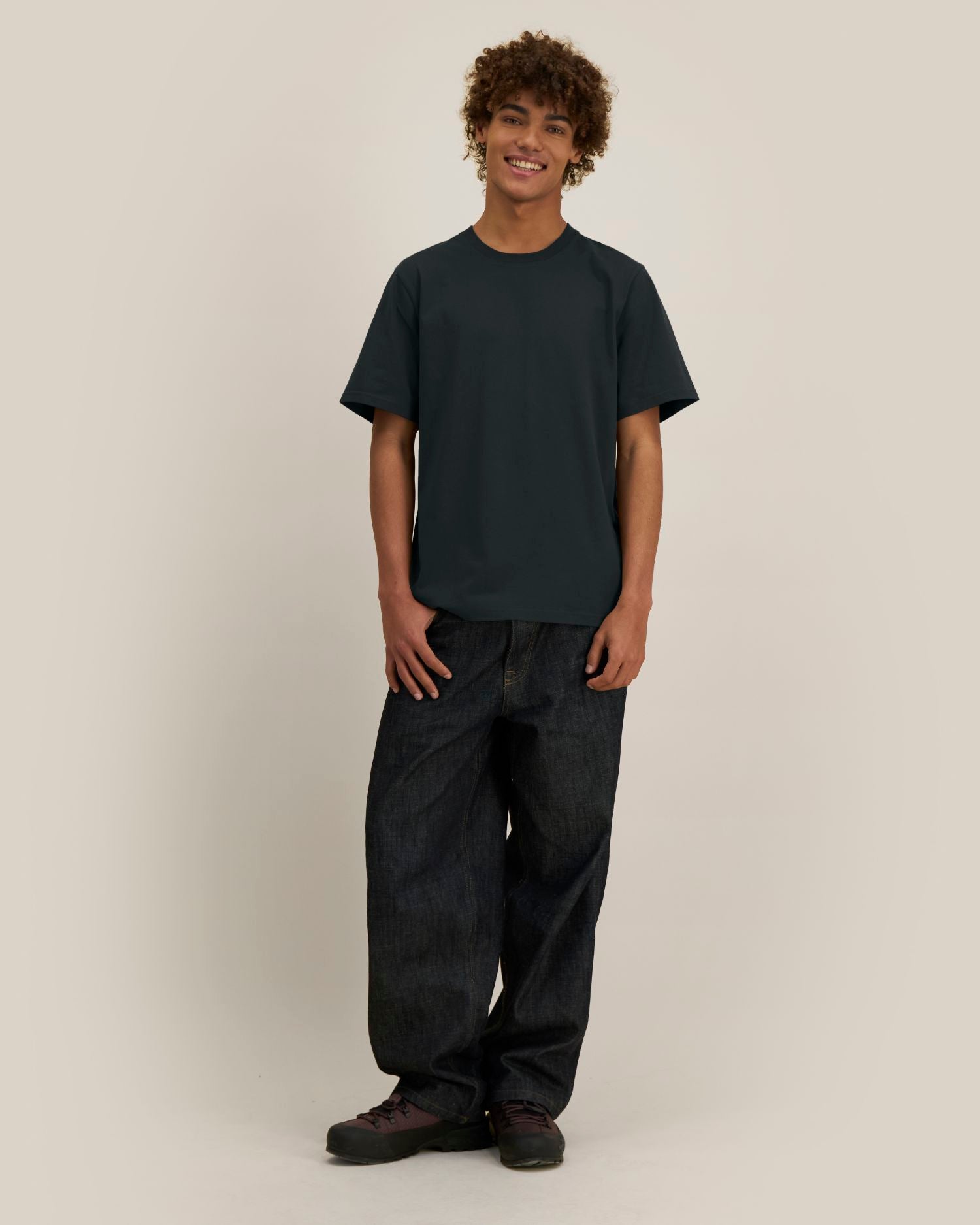 Unisex Heavyweight T-Shirt in Recycled Cotton - 220 GSM | Reeser - STTU272