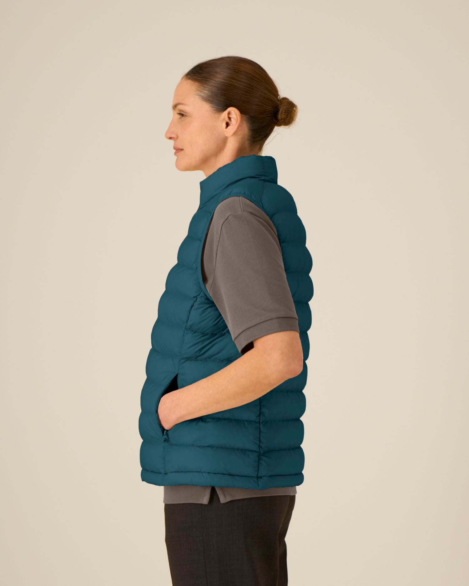 Women’s Quilted Body Warmer – 38 GSM | Stella Climber 2.0 STJW190