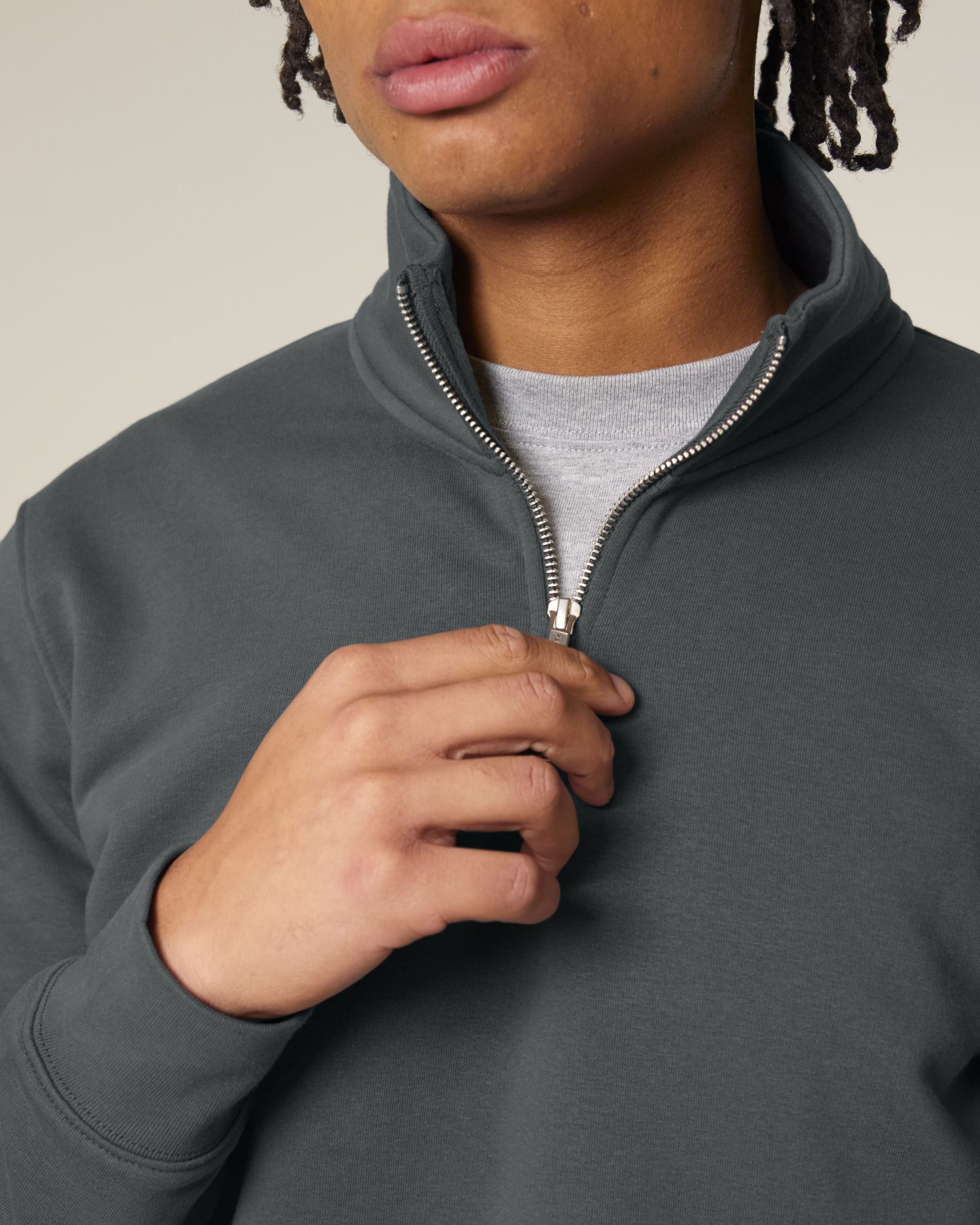 Unisex Organic Cotton Quarter Zip Sweatshirt - 280 GSM | Trucker 2.0 STSU204