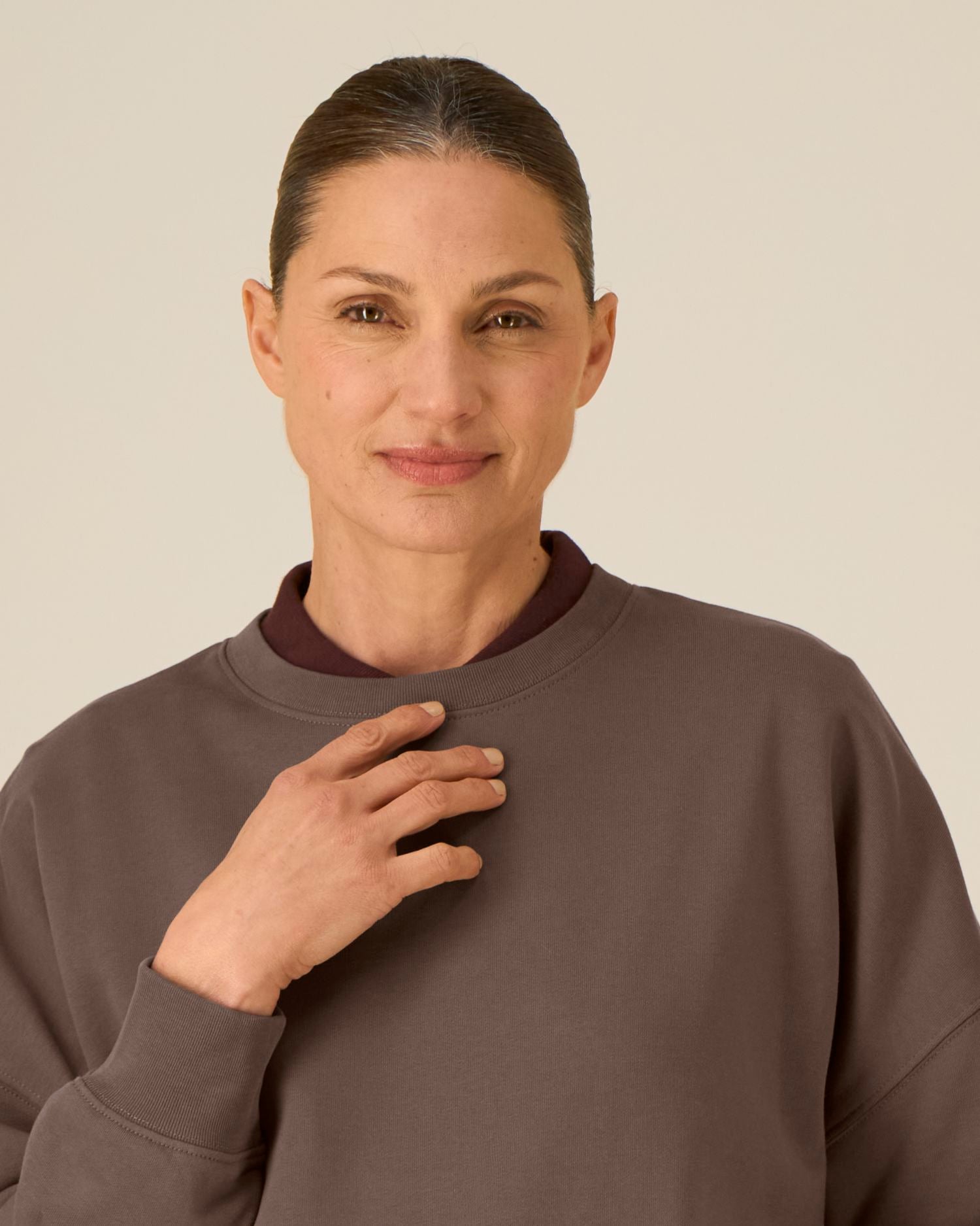Women’s CrewNeck Sweatshirt - Organic Cotton, 300 GSM | Stella Alma STSW212