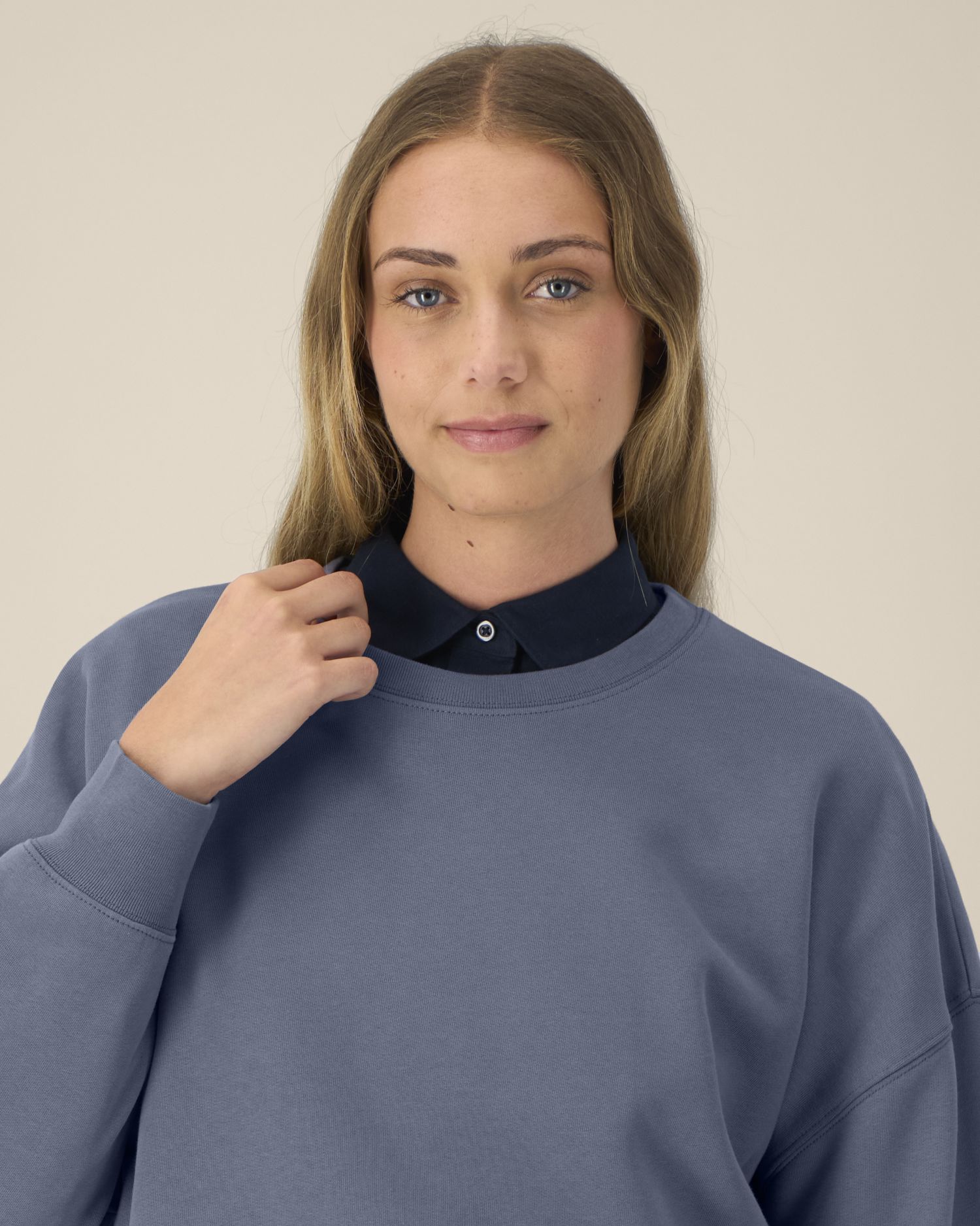Women’s CrewNeck Sweatshirt - Organic Cotton, 300 GSM | Stella Alma STSW212