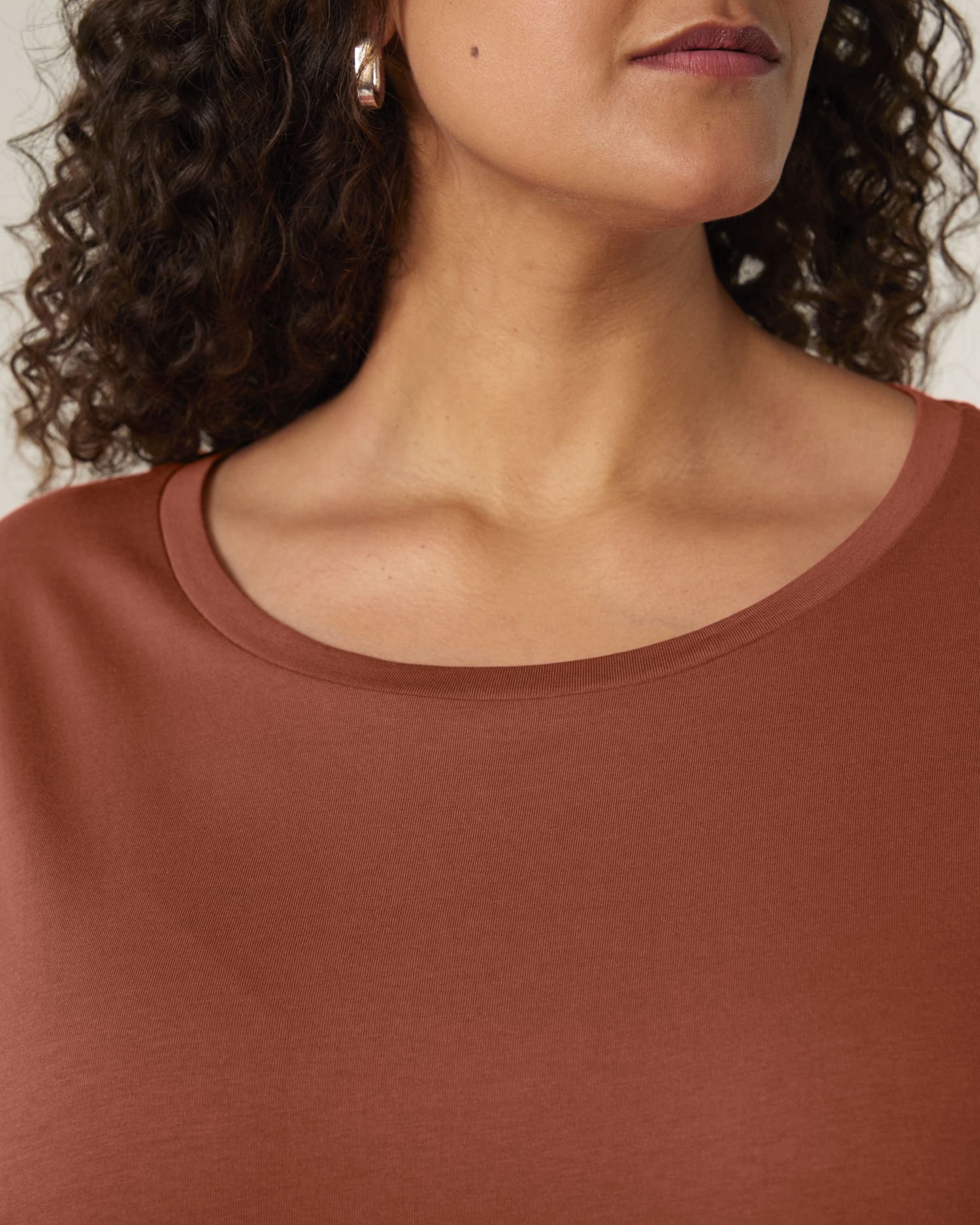 Women's Organic Cotton Scoop Neck T-Shirt - 155 GSM | Stella Serena STTW173