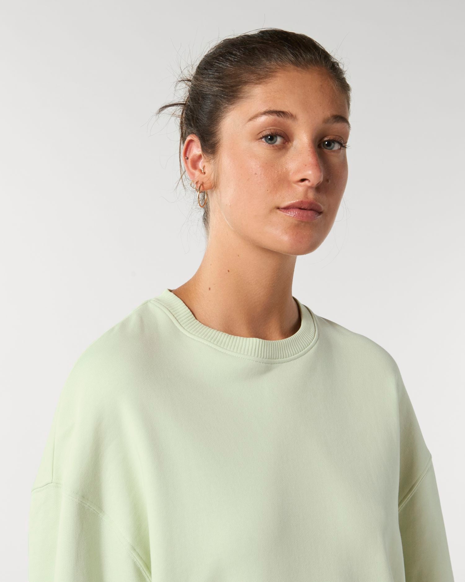 Unisex Organic Relaxed Crew Neck Sweatshirt | Radder STSU857