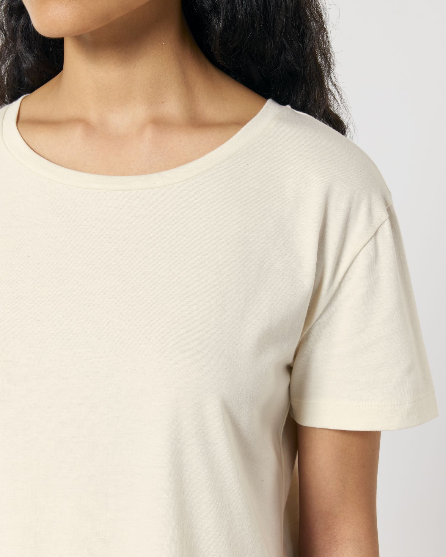 Damen T-Shirt aus Bio-Baumwolle mit Rundhalsausschnitt - 155 GSM | Stella Serena STTW173